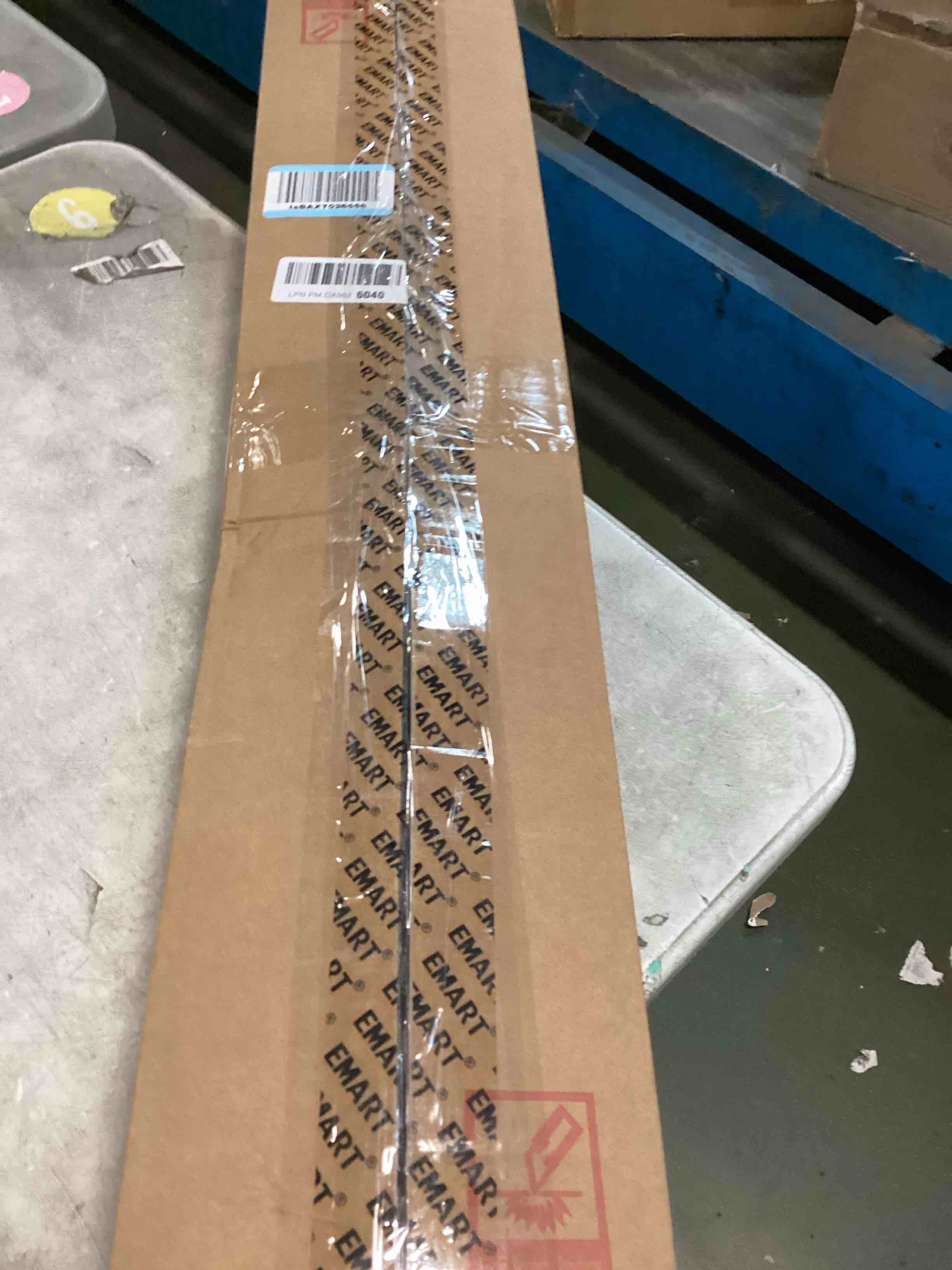 https://s3.amazonaws.com/lotting-images-prod/bidfta/BRN3440623_1750526812340.jpeg
