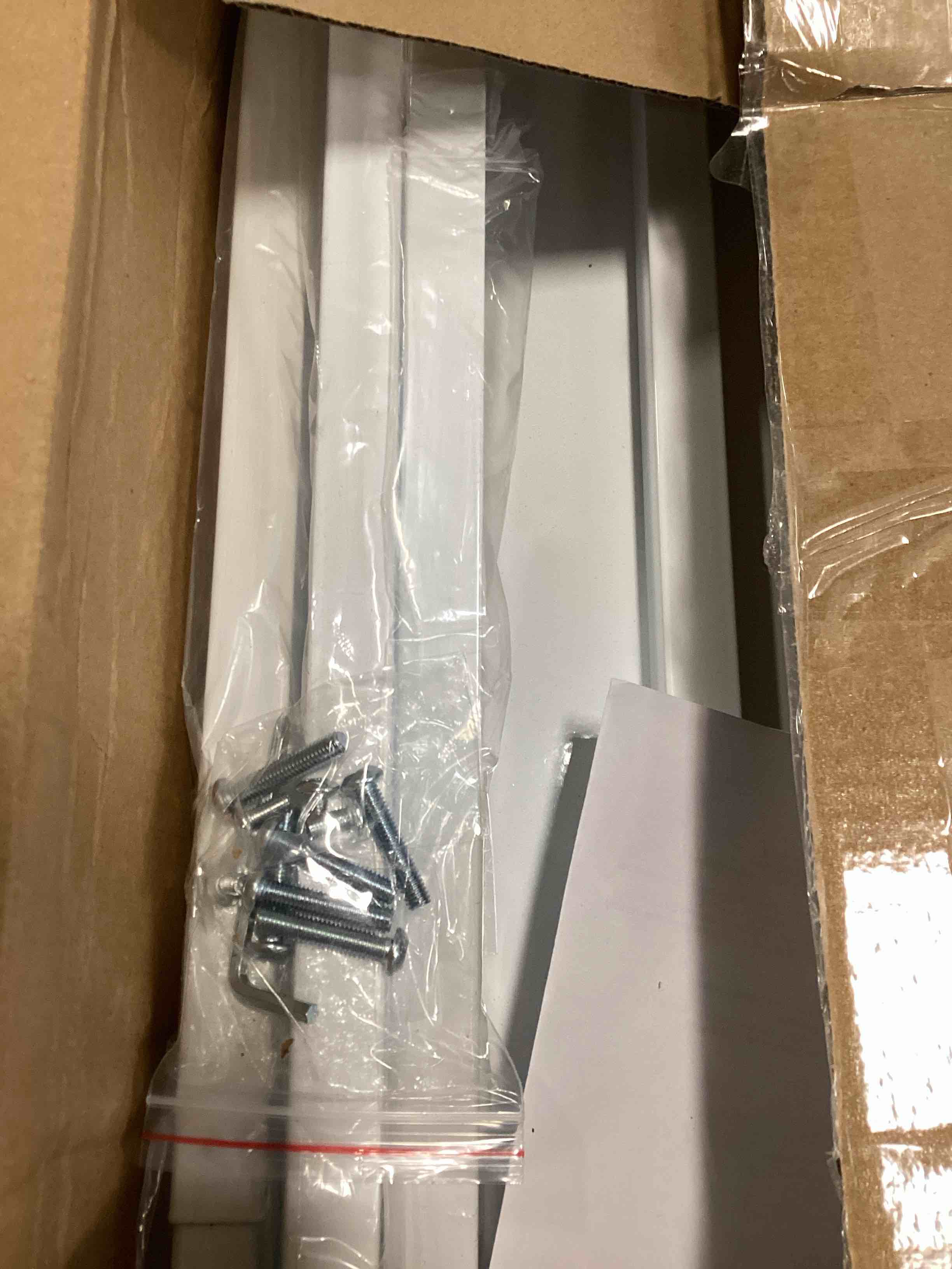 https://s3.amazonaws.com/lotting-images-prod/bidfta/BRN3441582_1751038366975.jpeg