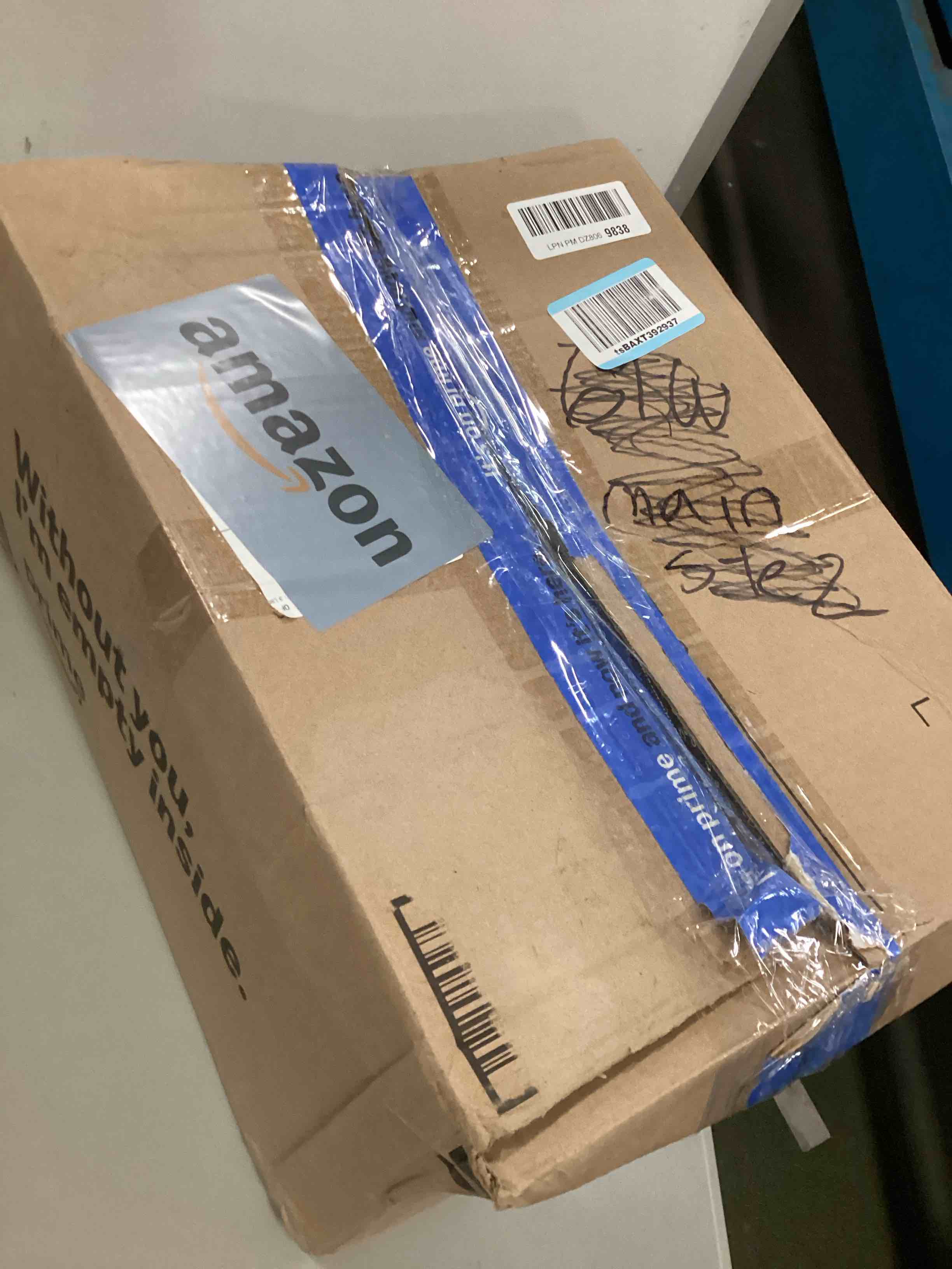 https://s3.amazonaws.com/lotting-images-prod/bidfta/BRN3441715_1751285755036.jpeg