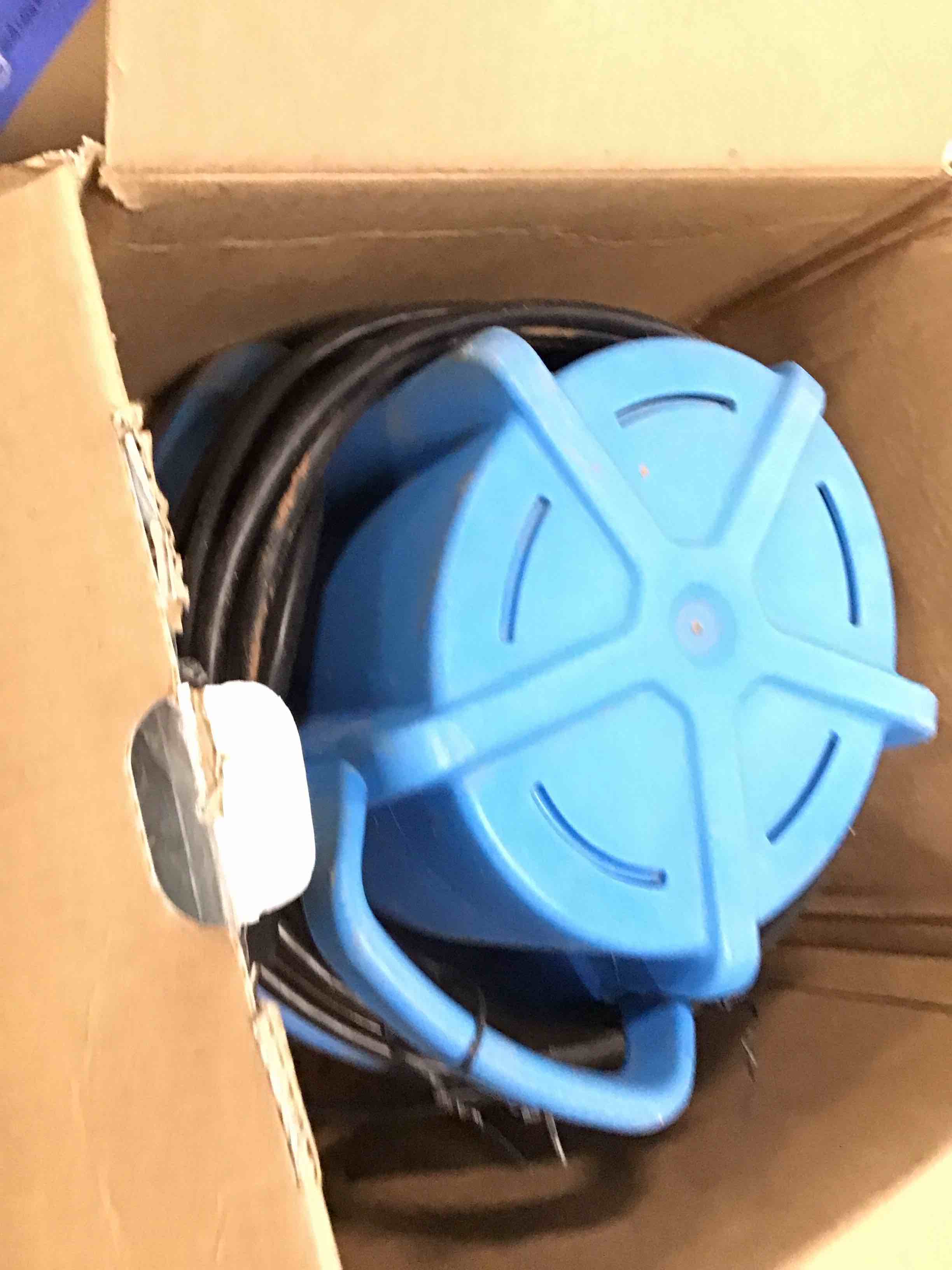 https://s3.amazonaws.com/lotting-images-prod/bidfta/BRN3442890_1749837244024.jpeg