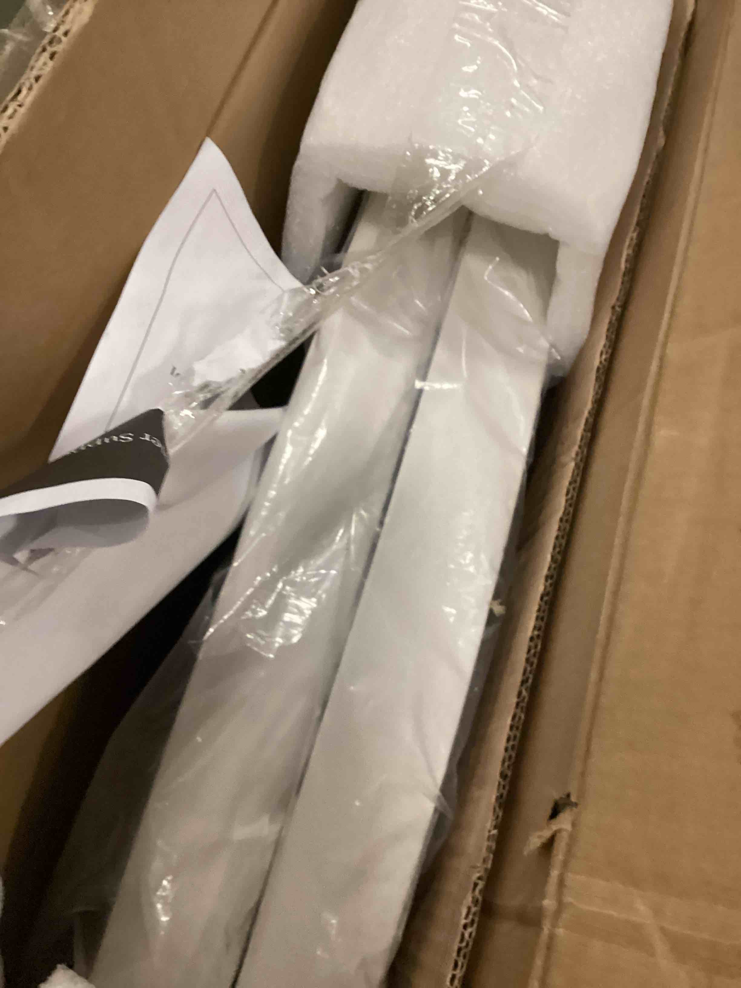 https://s3.amazonaws.com/lotting-images-prod/bidfta/BRN3443451_1750077453980.jpeg