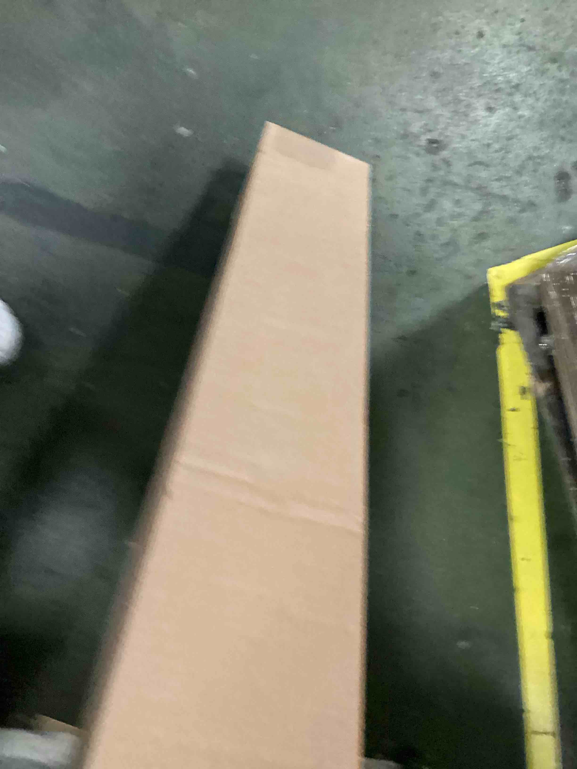 https://s3.amazonaws.com/lotting-images-prod/bidfta/BRN3444001_1750167361952.jpeg