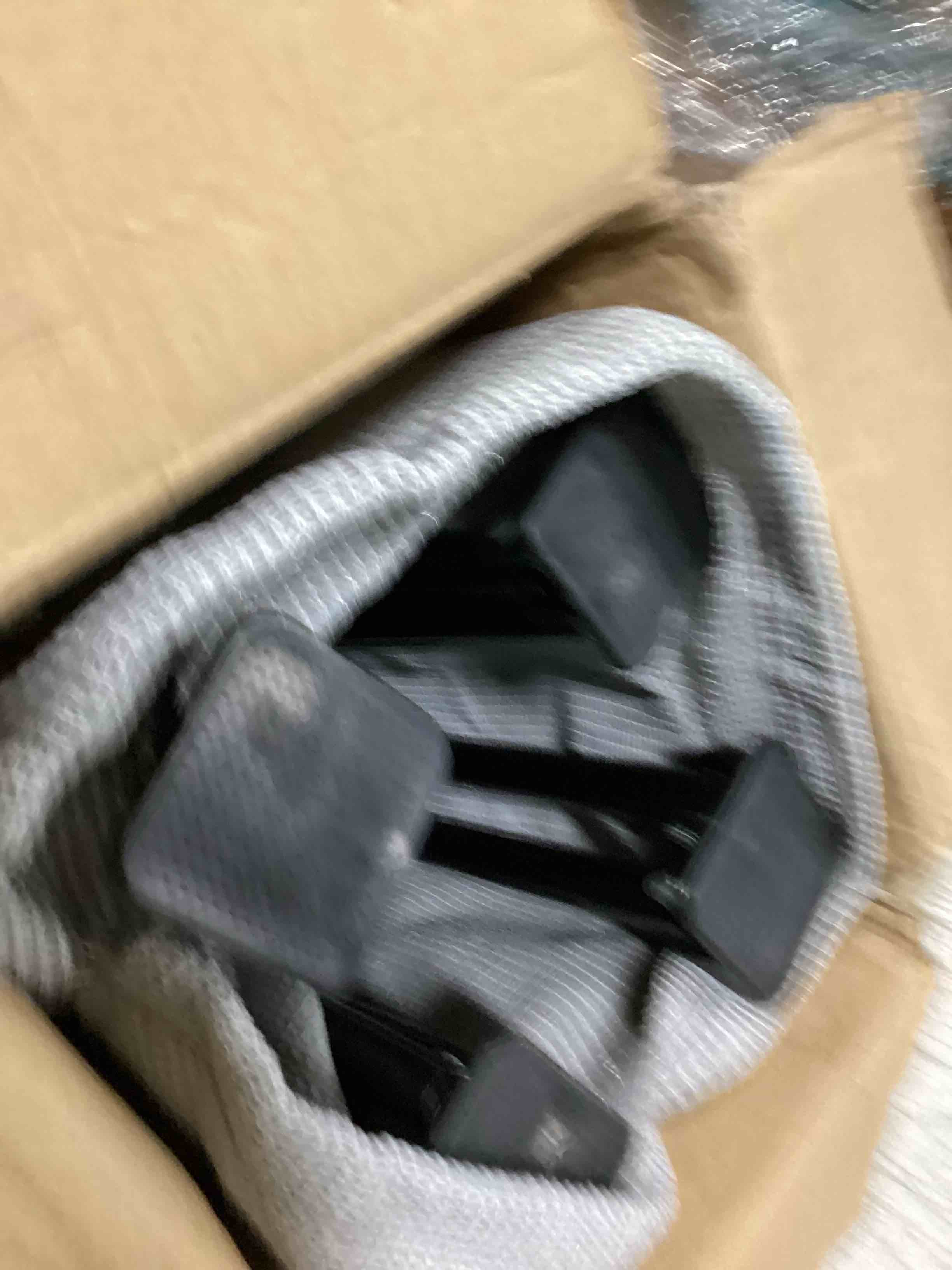 https://s3.amazonaws.com/lotting-images-prod/bidfta/BRN3444329_1750248696614.jpeg