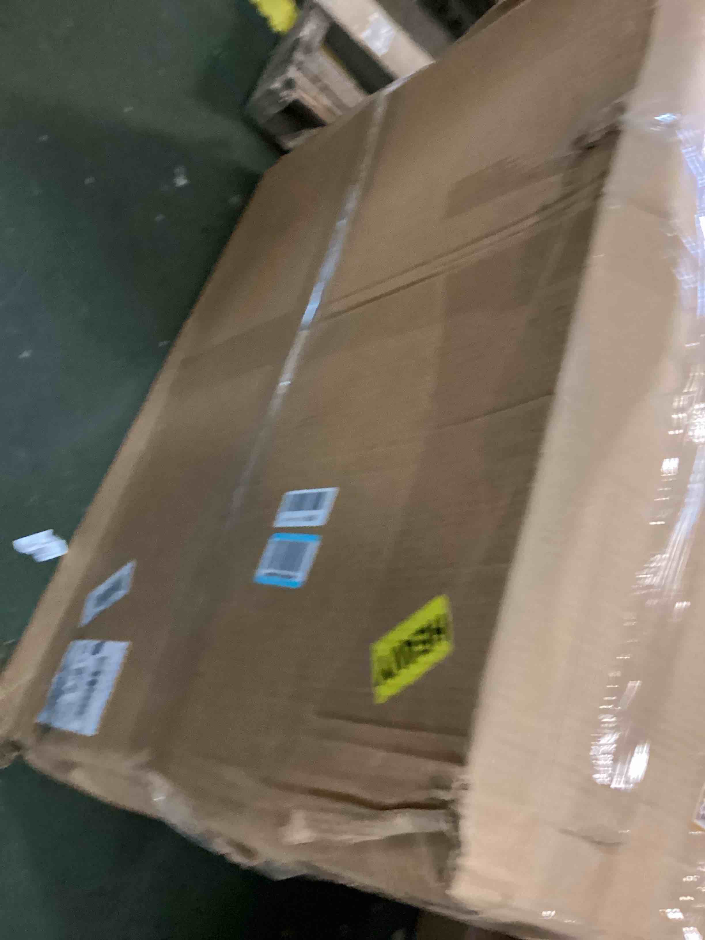 https://s3.amazonaws.com/lotting-images-prod/bidfta/BRN3444802_1750343827973.jpeg