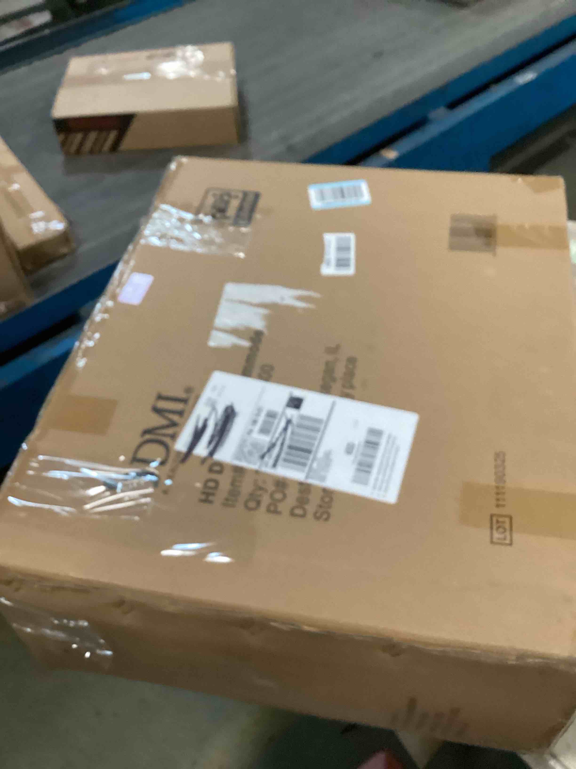 https://s3.amazonaws.com/lotting-images-prod/bidfta/BRN3445412_1750507853937.jpeg