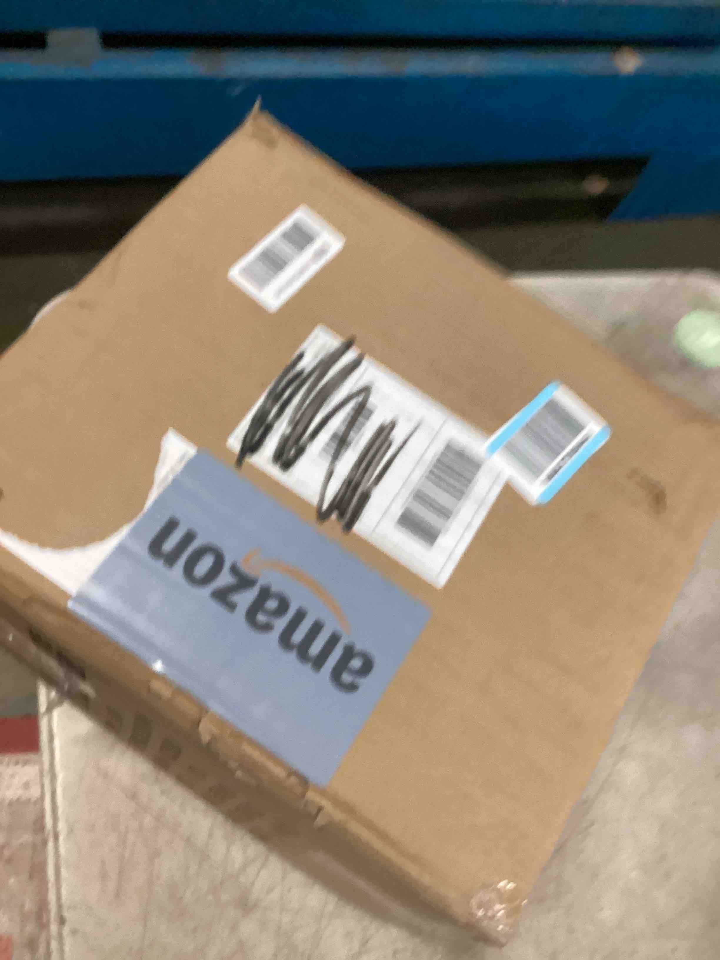 https://s3.amazonaws.com/lotting-images-prod/bidfta/BRN3445496_1750517010276.jpeg