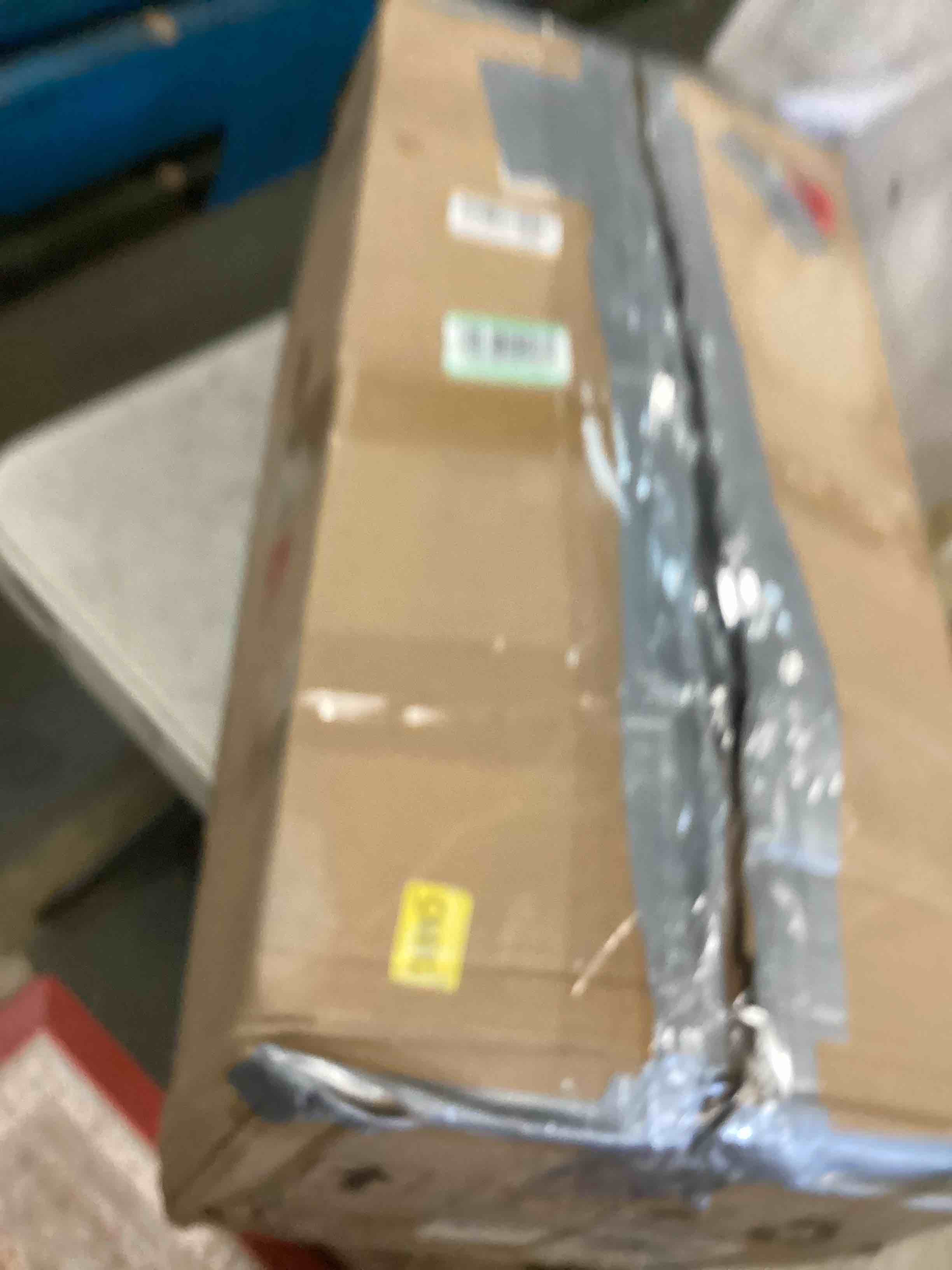 https://s3.amazonaws.com/lotting-images-prod/bidfta/BRN3445598_1750532202398.jpeg