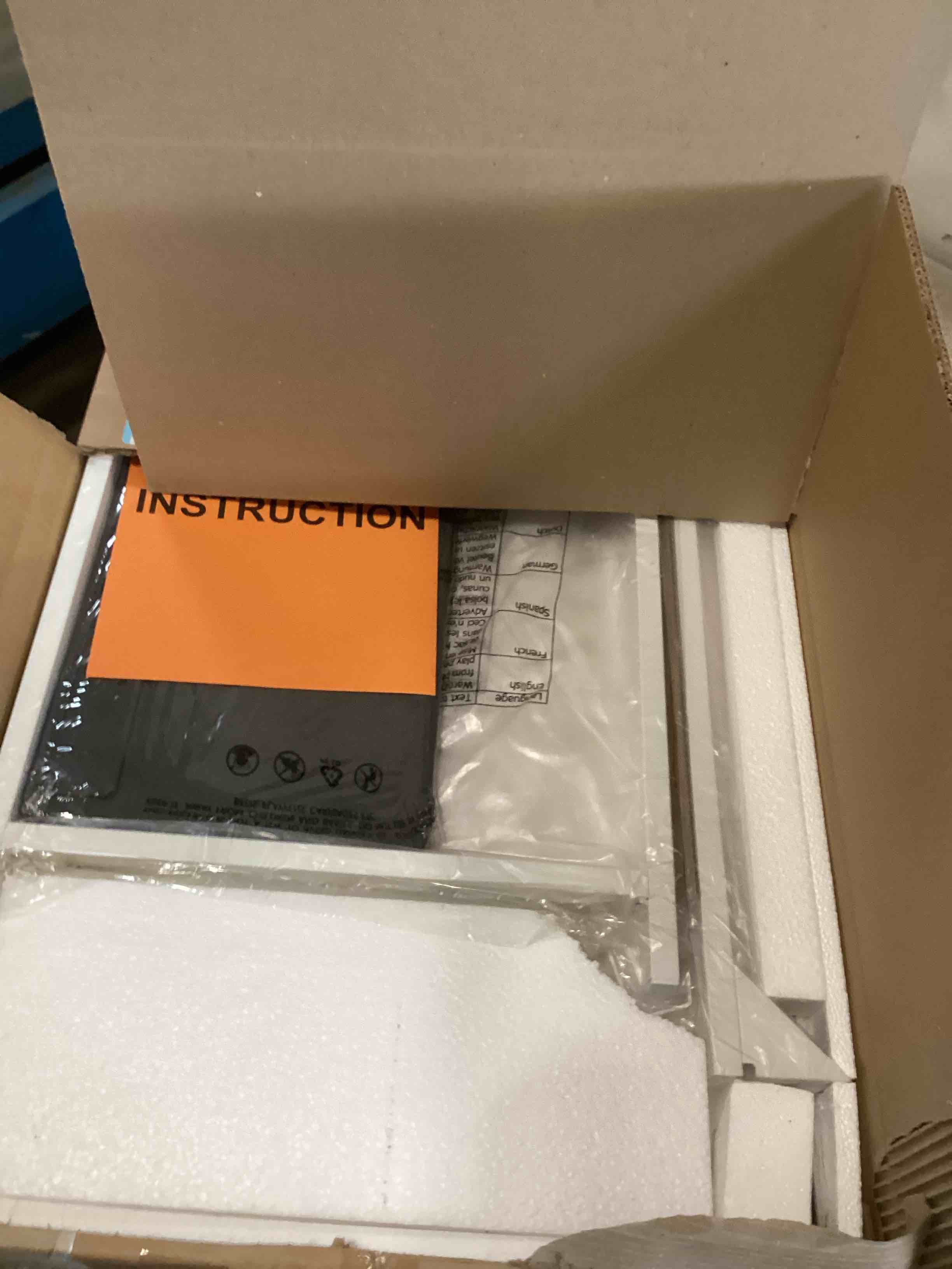 https://s3.amazonaws.com/lotting-images-prod/bidfta/BRN3445606_1750533026722.jpeg