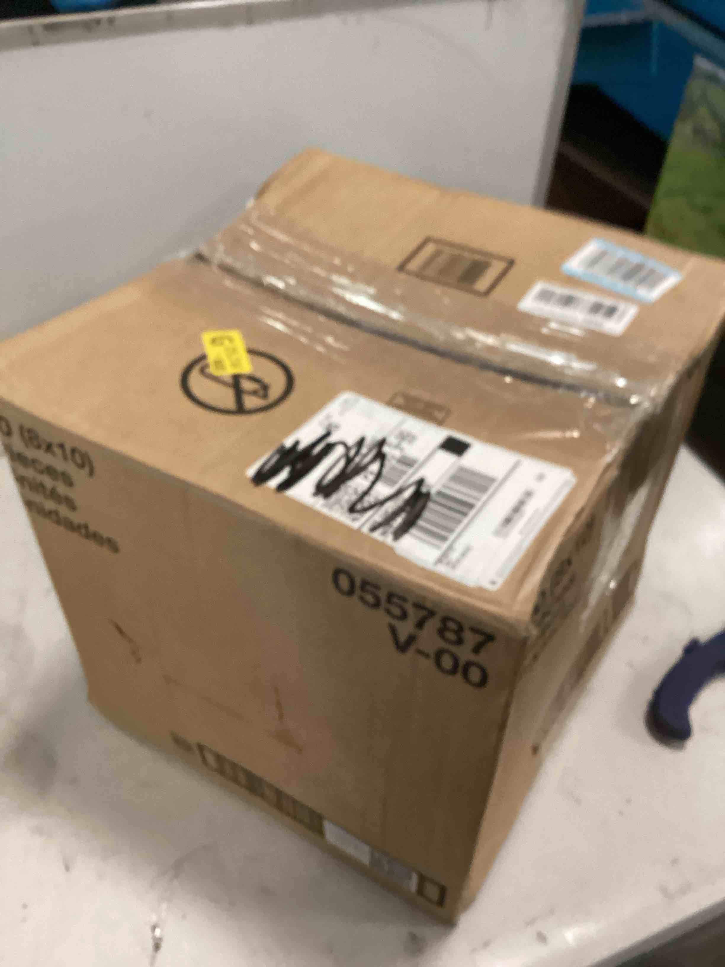 https://s3.amazonaws.com/lotting-images-prod/bidfta/BRN3445730_1750942815512.jpeg