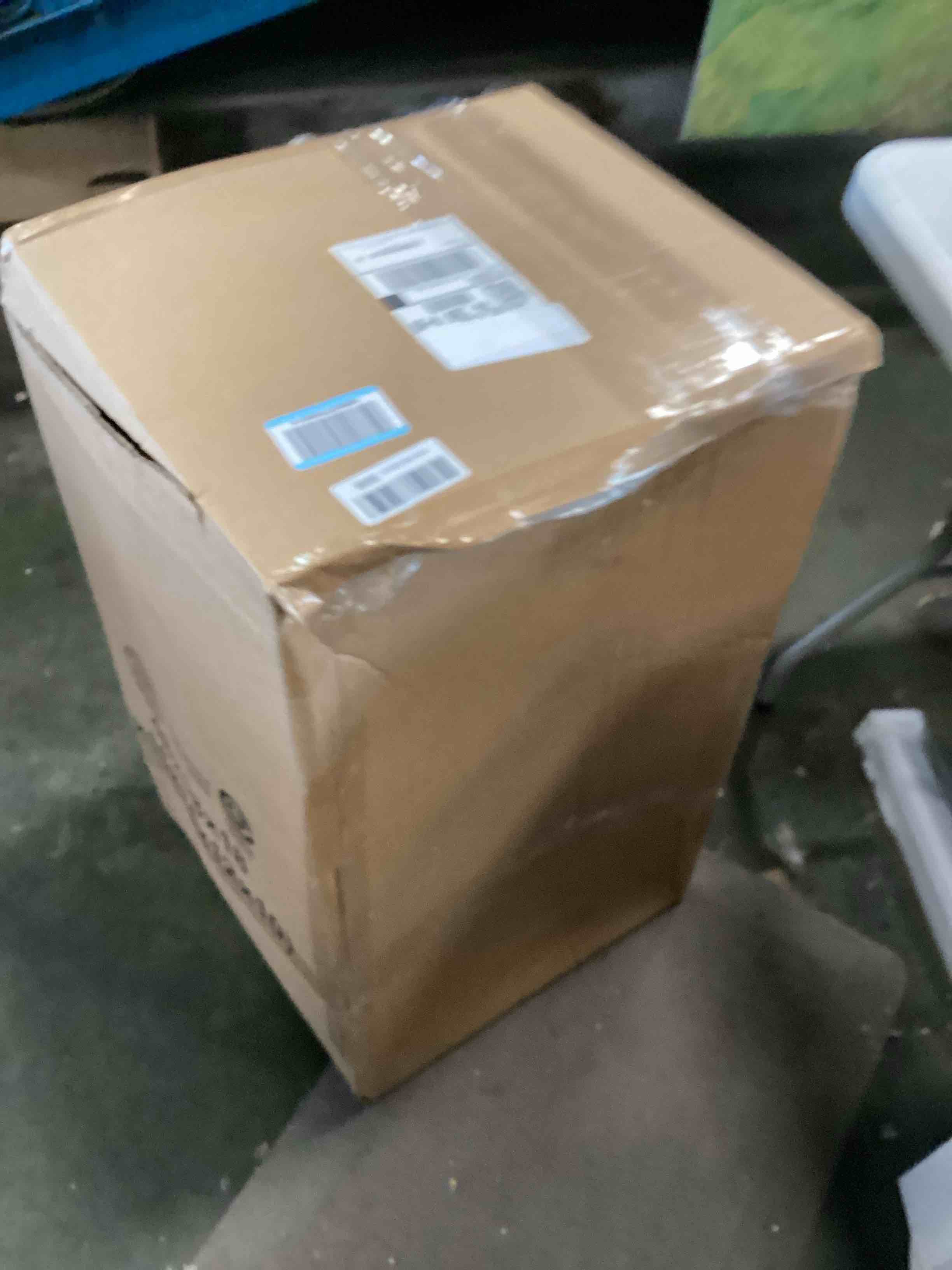 https://s3.amazonaws.com/lotting-images-prod/bidfta/BRN3445984_1751034659403.jpeg