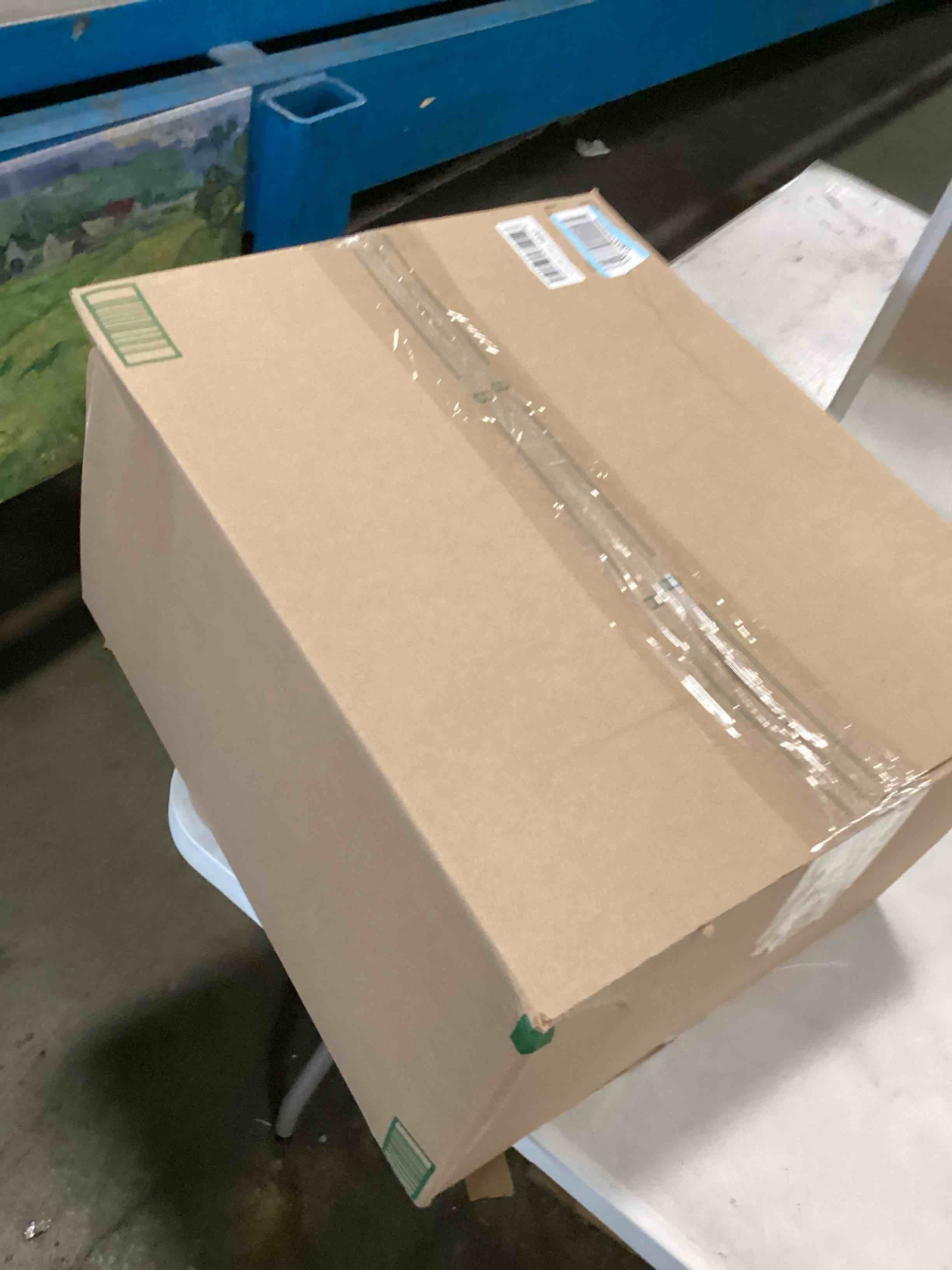 https://s3.amazonaws.com/lotting-images-prod/bidfta/BRN3446142_1751286986339.jpeg