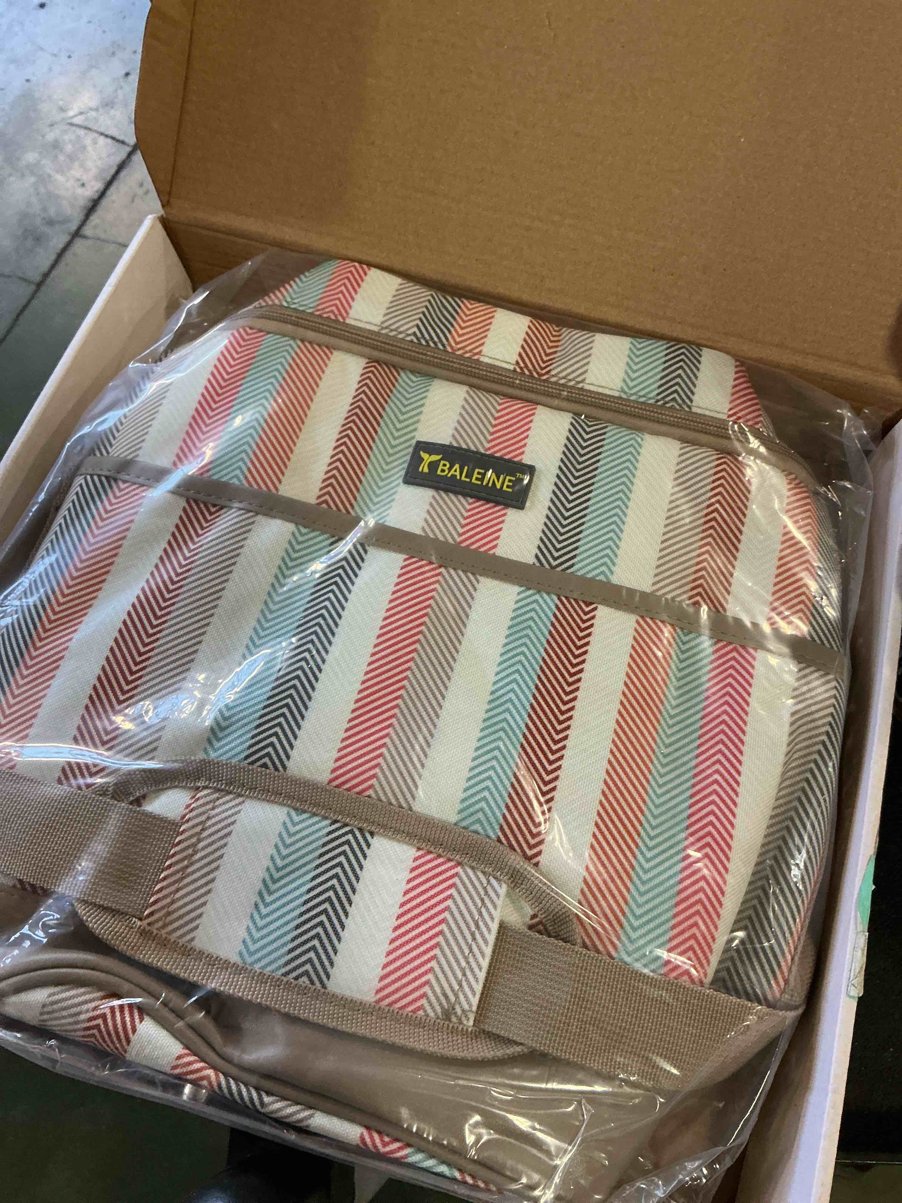 BALEINE Wine Carrier Bag for 4 Bottles - Insulated Wine Cooler Bag Leakproof with Shoulder Strap for Picnic Travel Restaurant BYOB Wine Gifts for Women (Stripe, 4 Bottles)