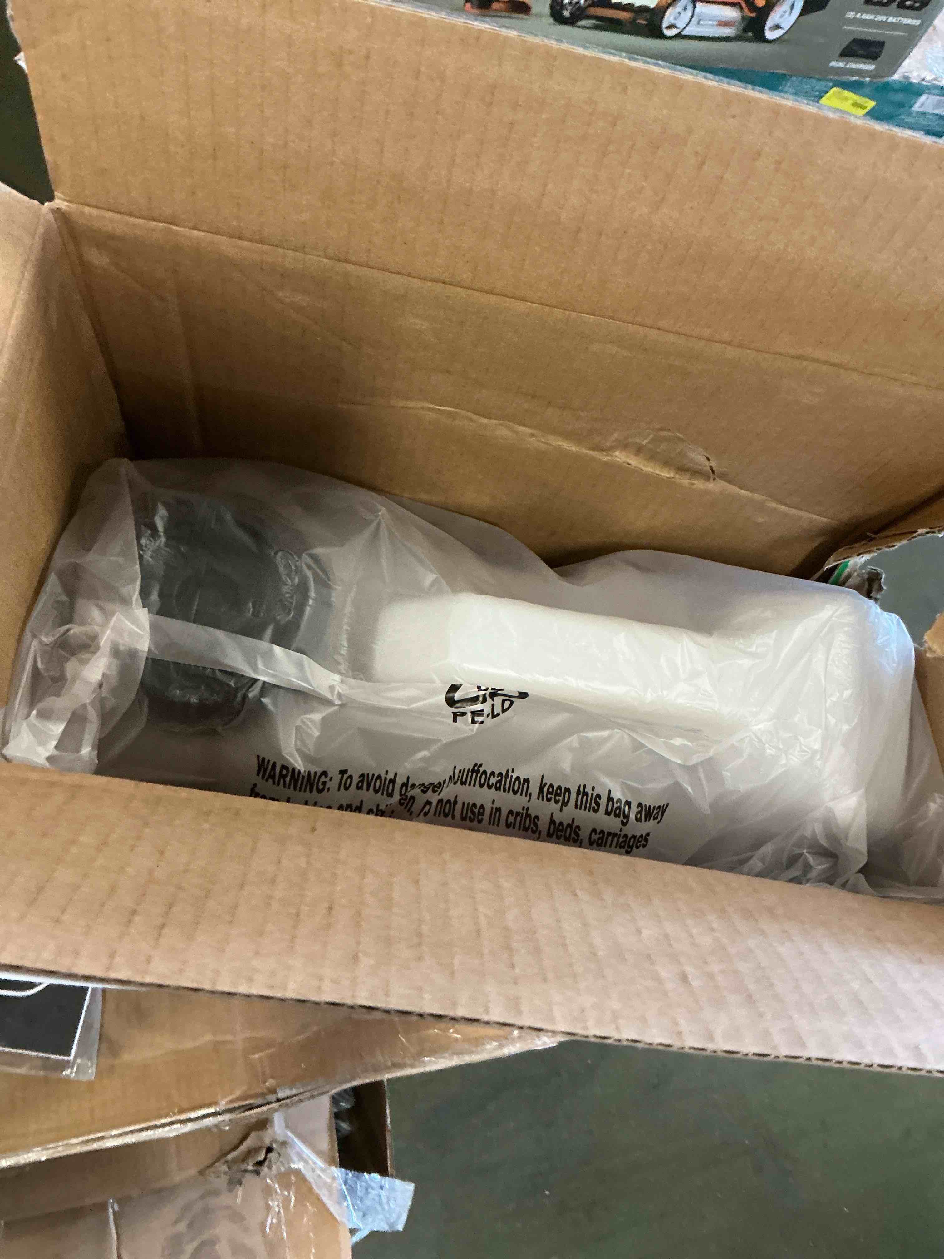https://s3.amazonaws.com/lotting-images-prod/bidfta/BRN3534004_1759426886557.jpeg