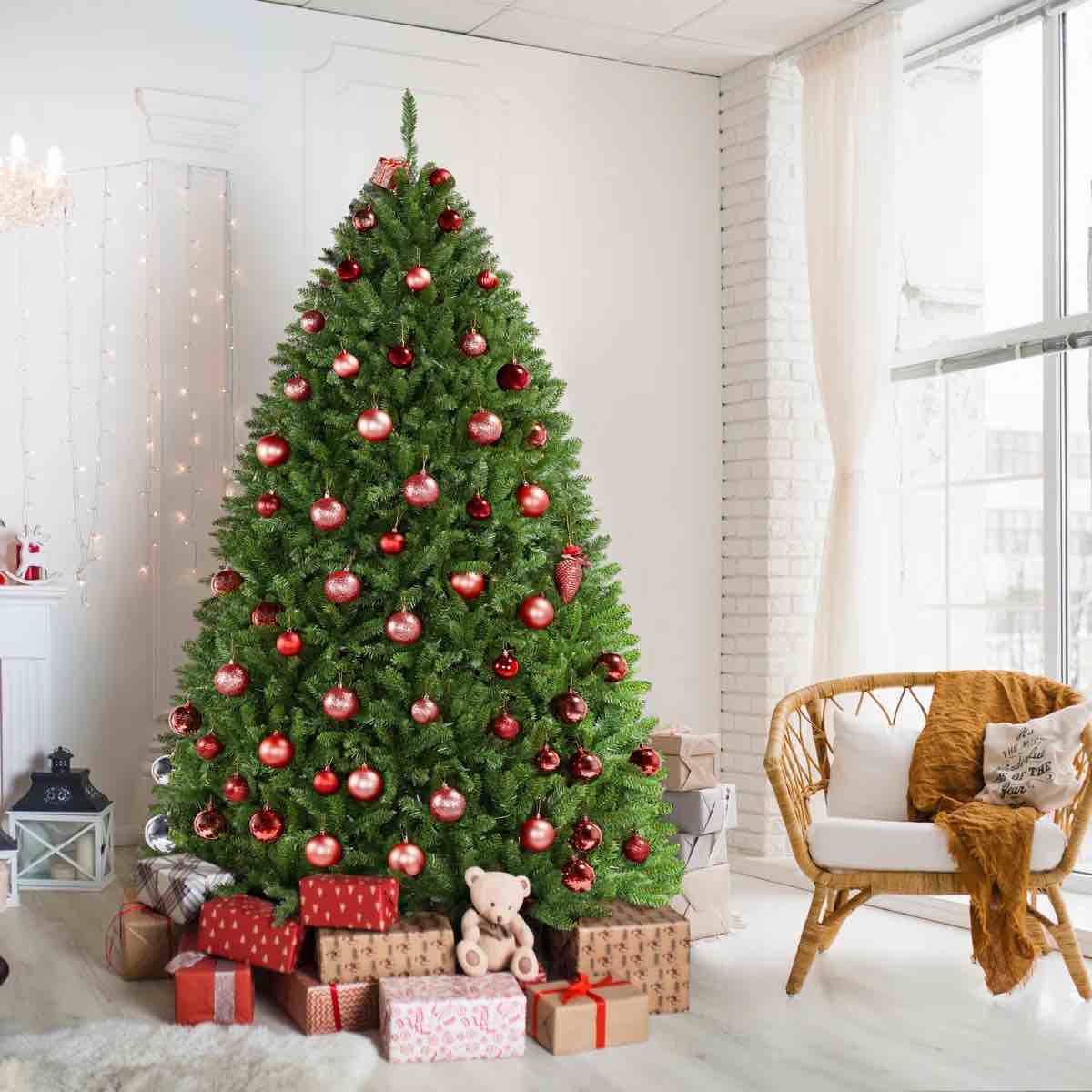 Libenson Ultra- Thick Artificial Christmas Tree 6’