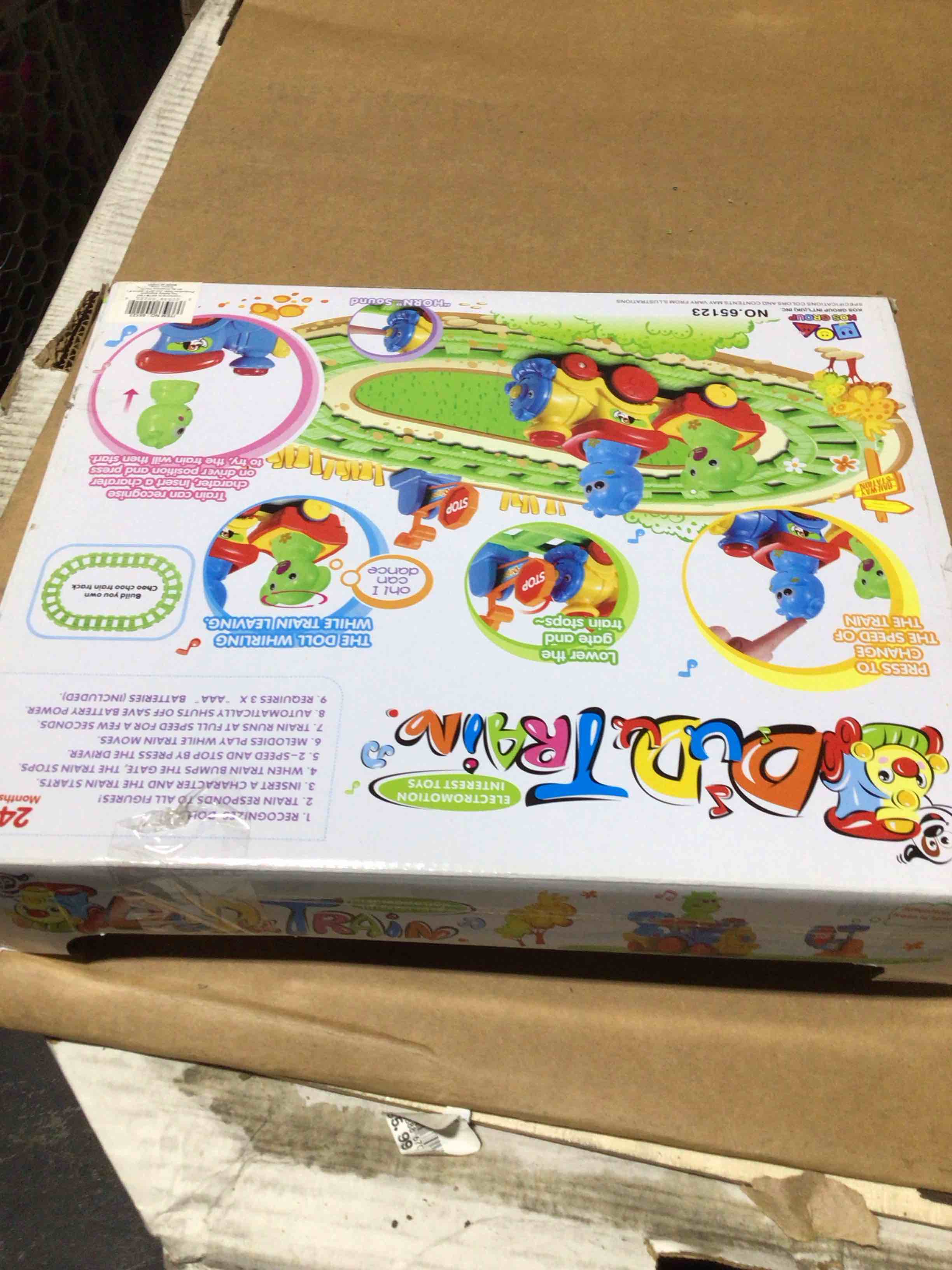 Animal Train And Railroad Tracks Toy Set For Kids With Crossing Sign