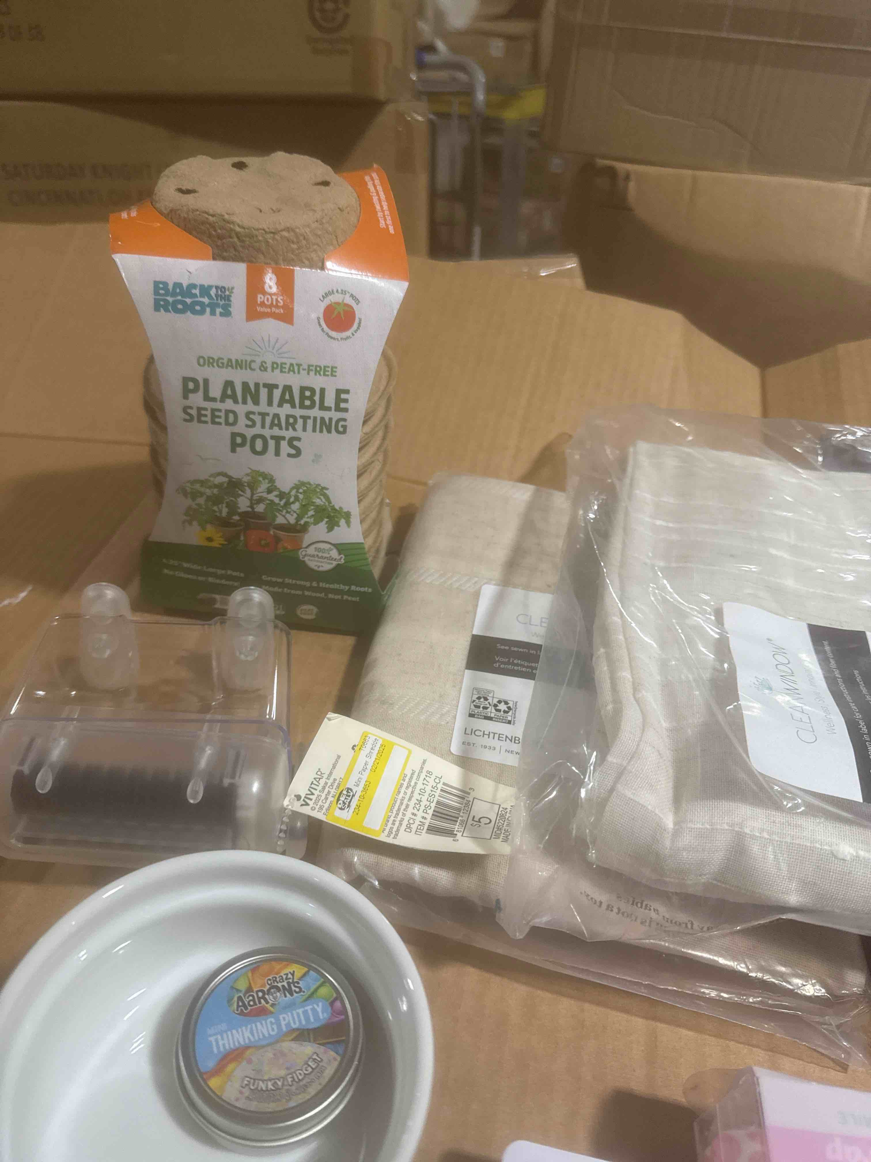 miscellaneous home good items (10 pieces) 