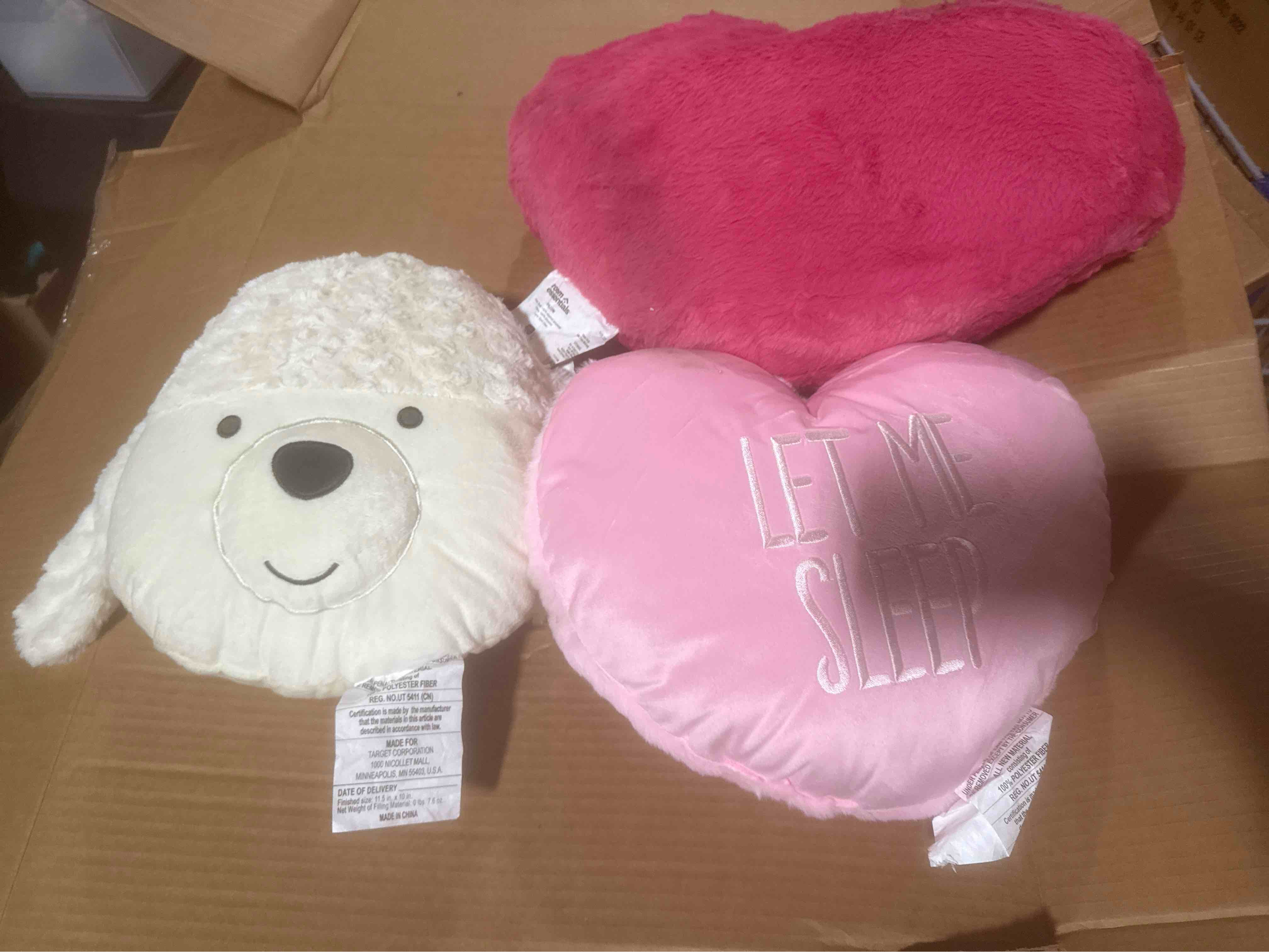 assorted throw pillows (3 pieces) 