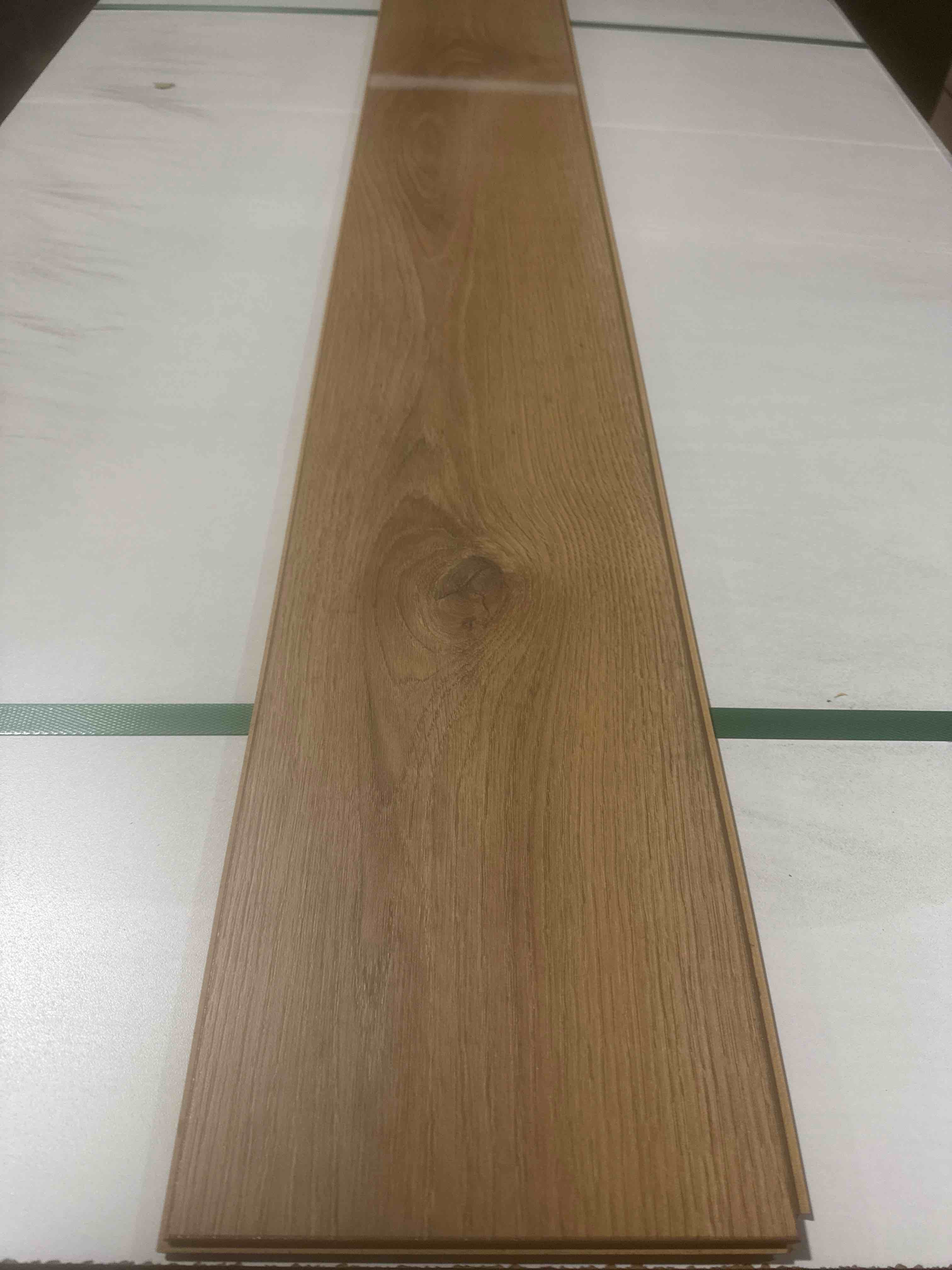 Laminate Wood Flooring 50.66 x 7.48  (15.78 sq ft/ Box) 56 Boxes = 884 Sq Ft 