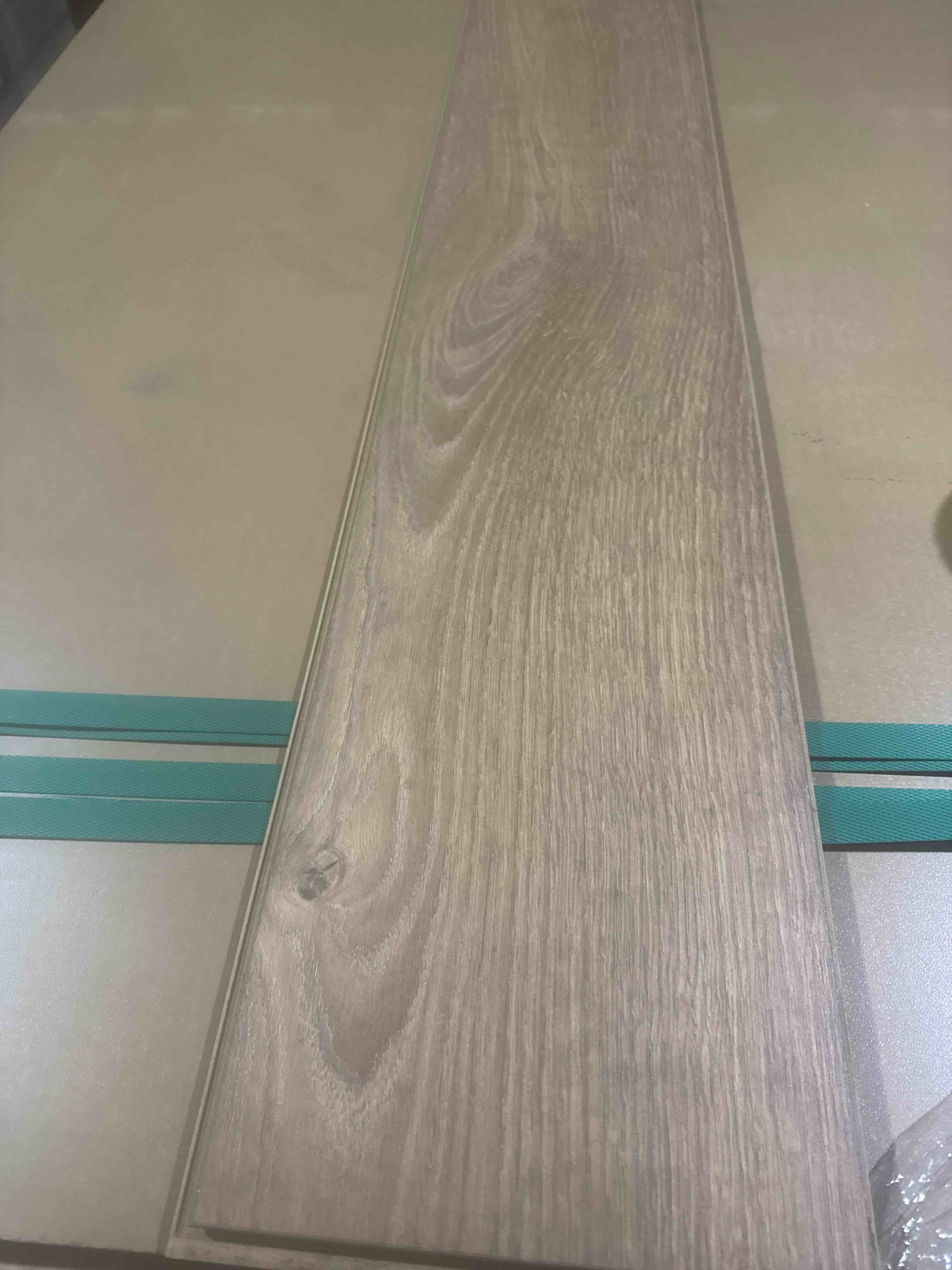 Laminate Wood Flooring 50.66 x 7.48  (15.78 sq ft/ Box) 56 Boxes = 884 Sq Ft 