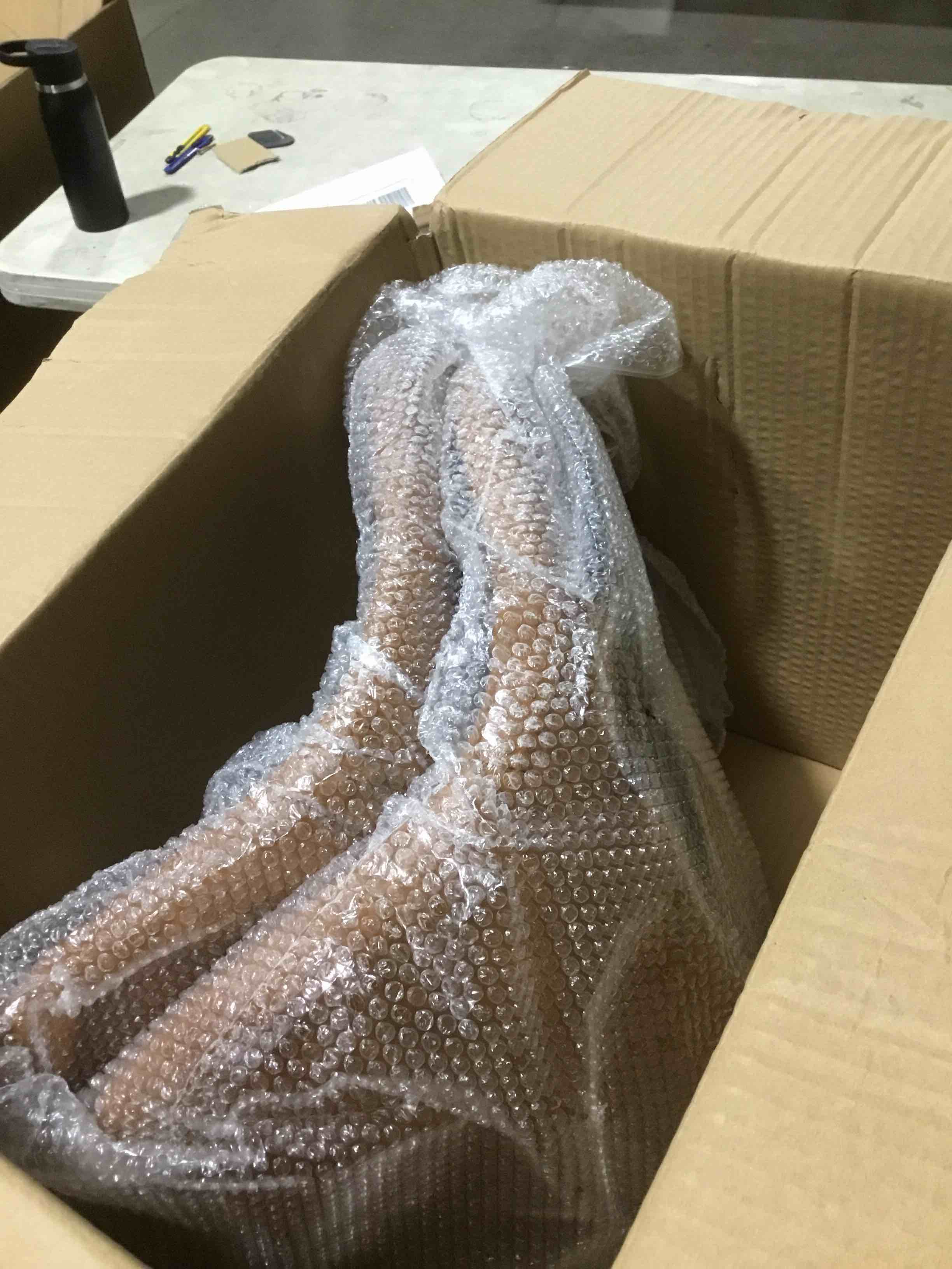 https://s3.amazonaws.com/lotting-images-prod/bidfta/BRN3568142_1745942685446.jpeg
