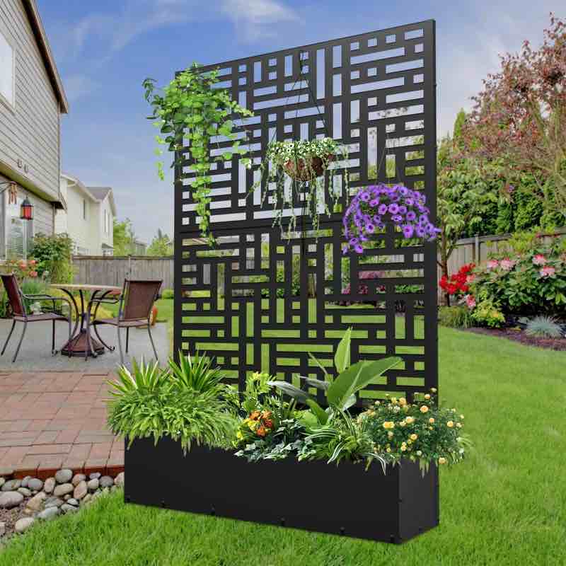 Quameshia Metal Planter Box