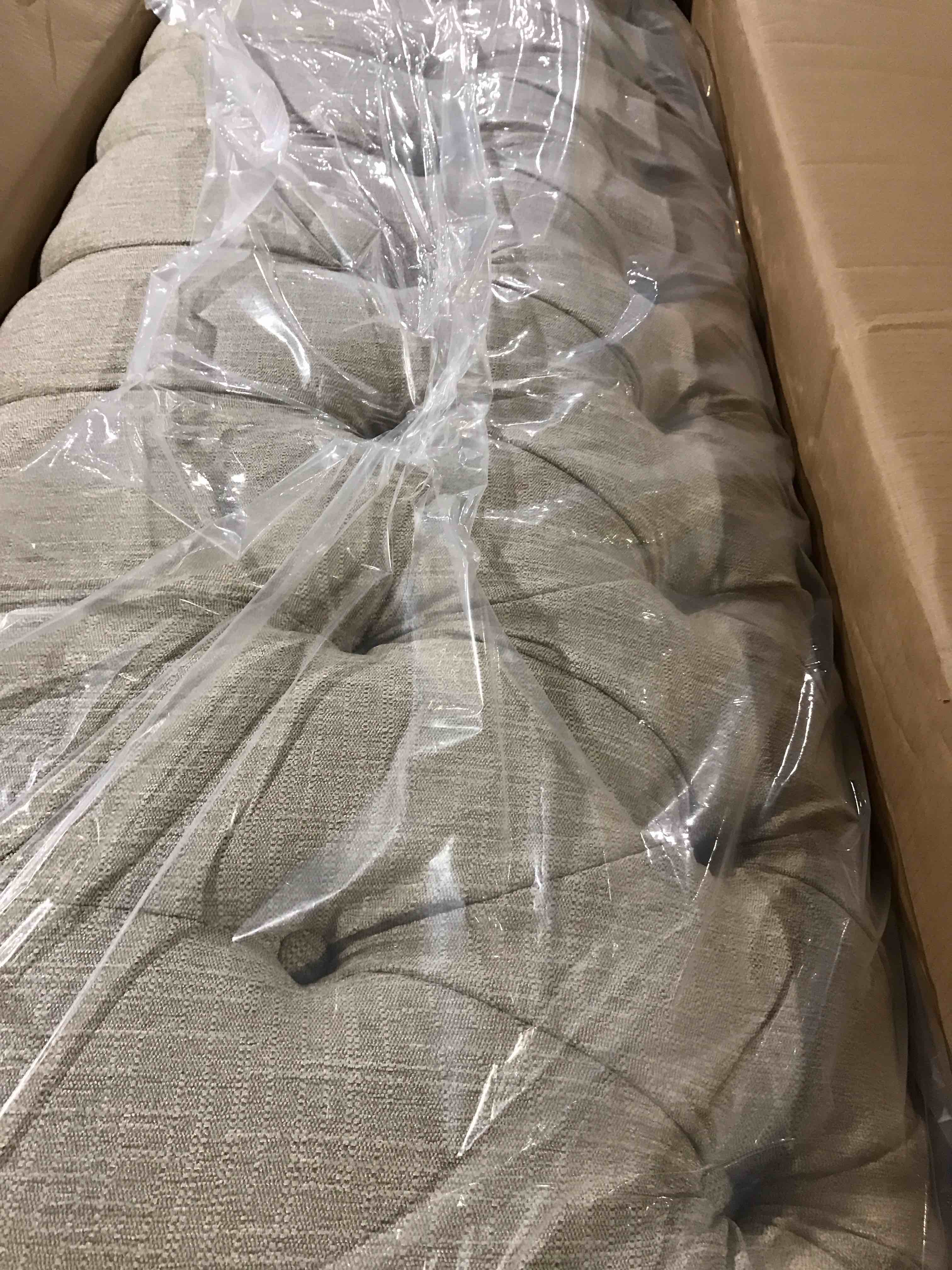 https://s3.amazonaws.com/lotting-images-prod/bidfta/BRN3569108_1750343552444.jpeg