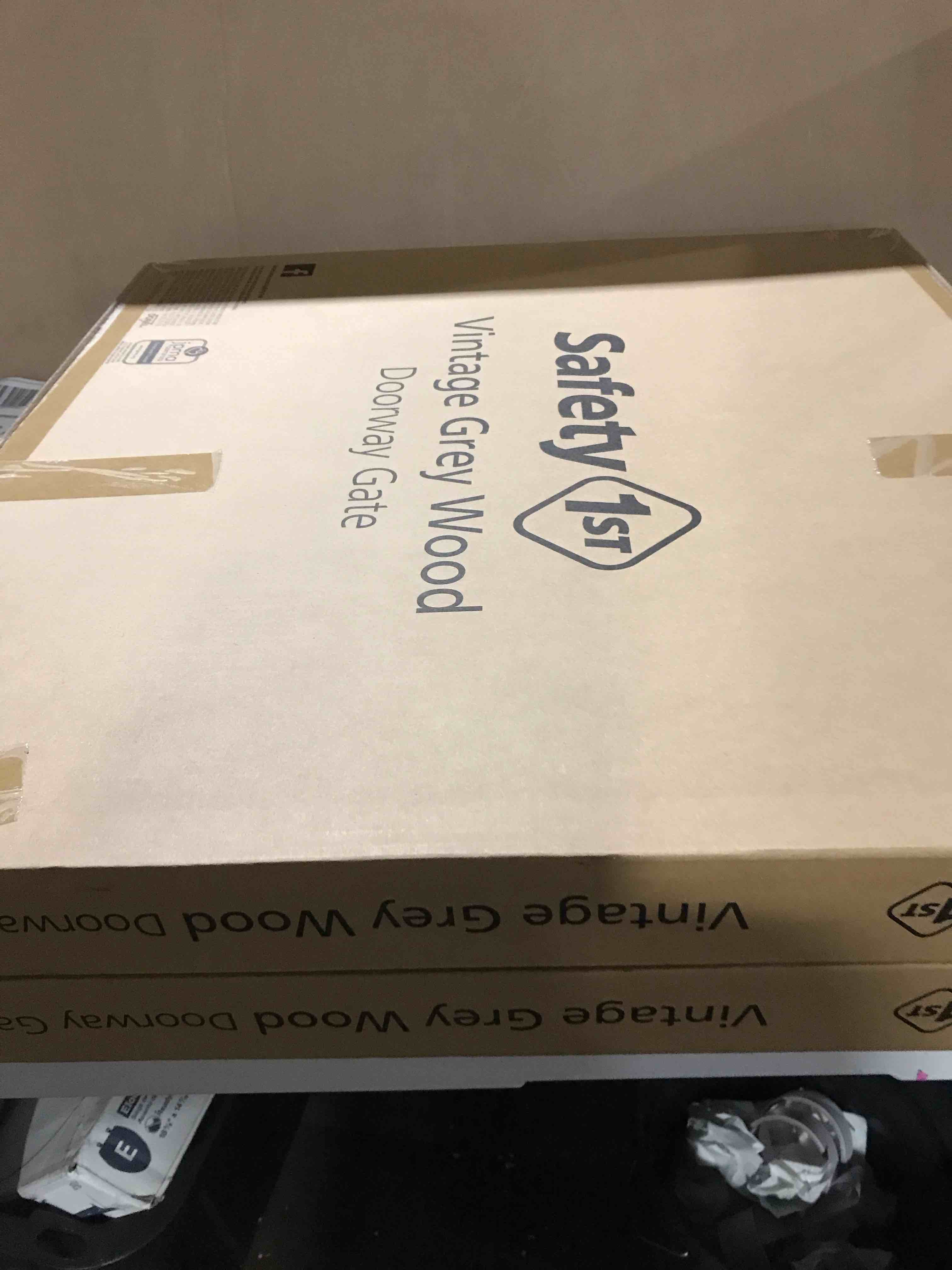 https://s3.amazonaws.com/lotting-images-prod/bidfta/BRN3569308_1750684818486.jpeg