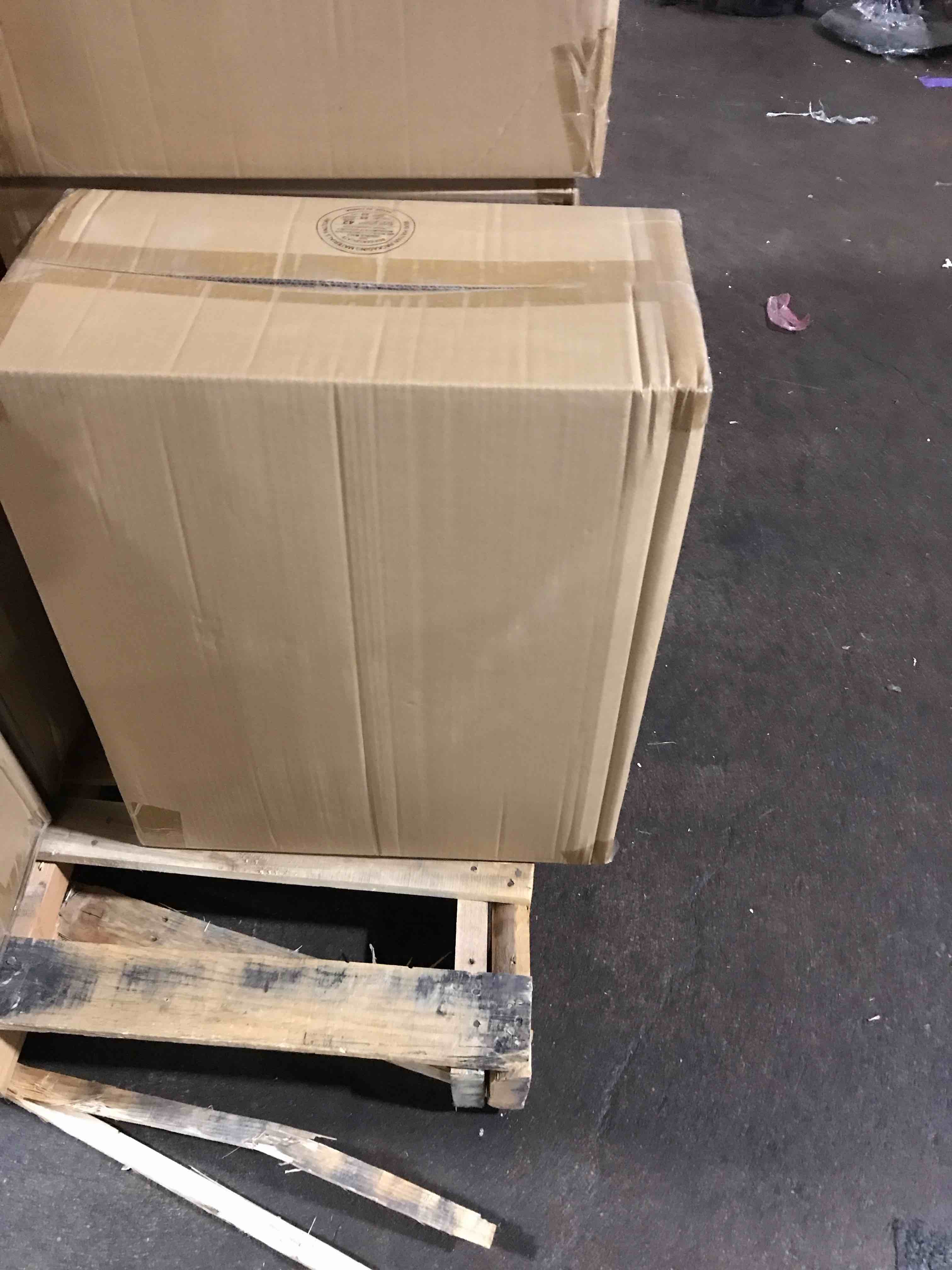 https://s3.amazonaws.com/lotting-images-prod/bidfta/BRN3569326_1750688388125.jpeg