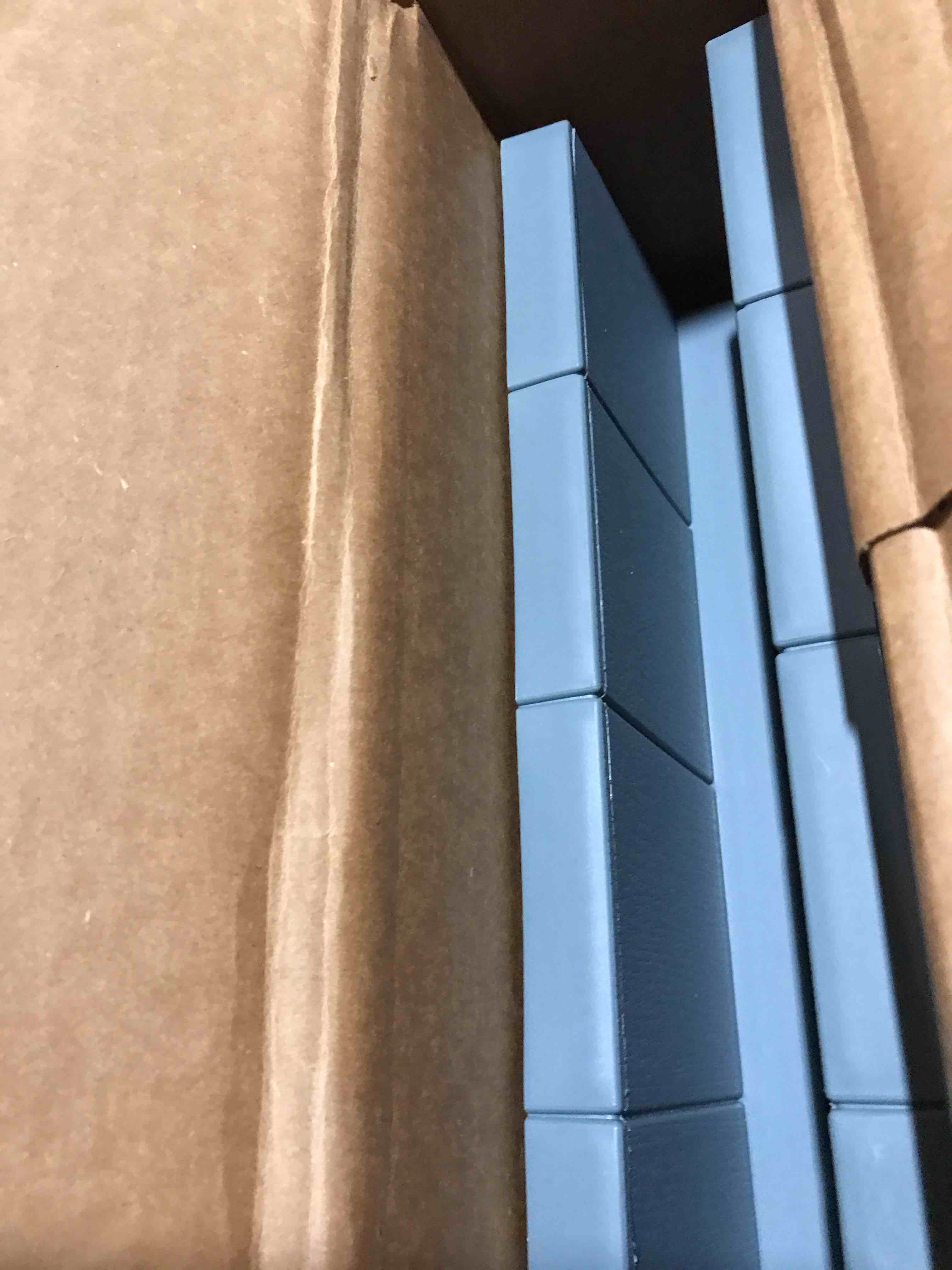 https://s3.amazonaws.com/lotting-images-prod/bidfta/BRN3569673_1750948933984.jpeg