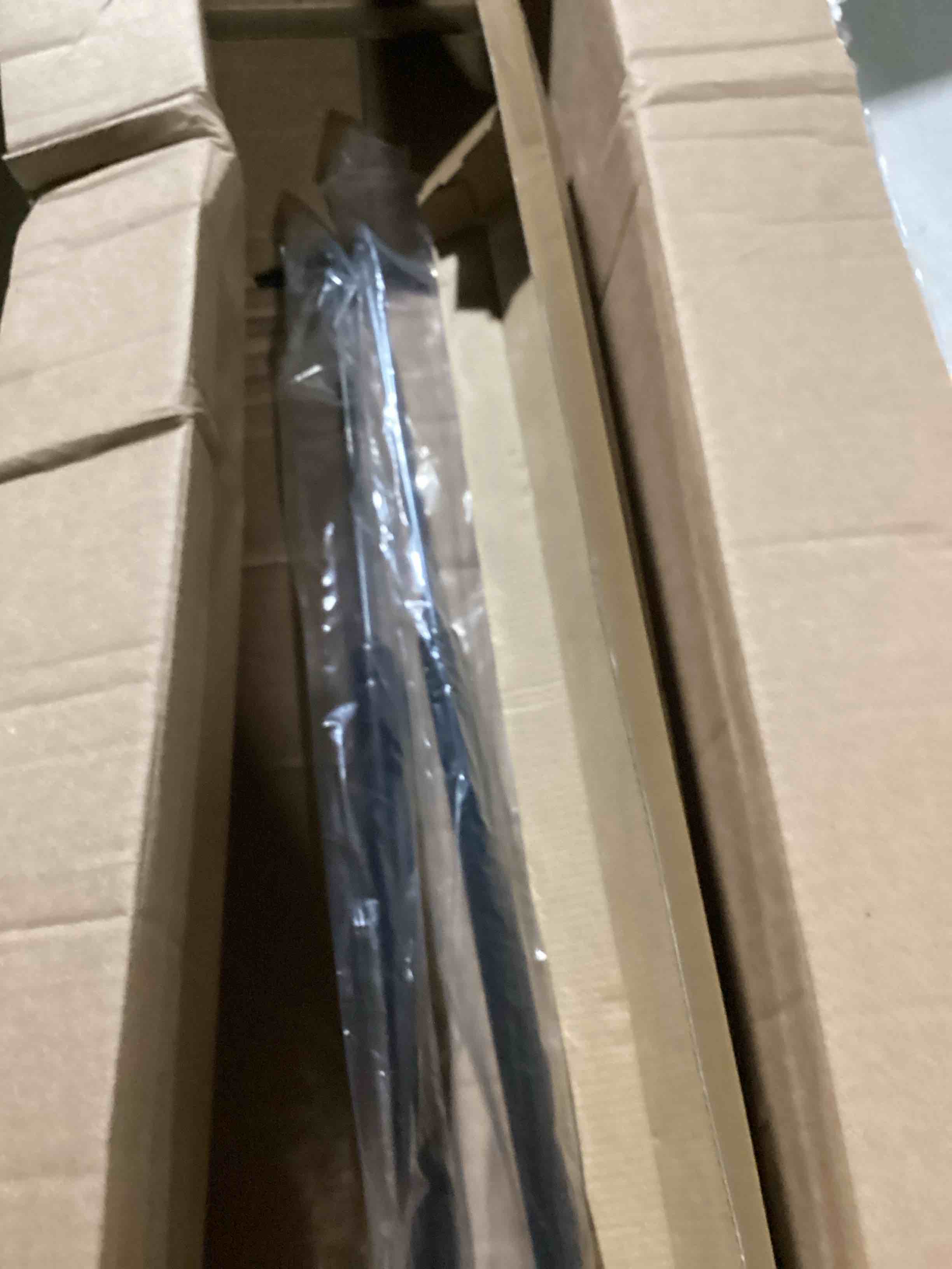 https://s3.amazonaws.com/lotting-images-prod/bidfta/BRN3569914_1751287689408.jpeg