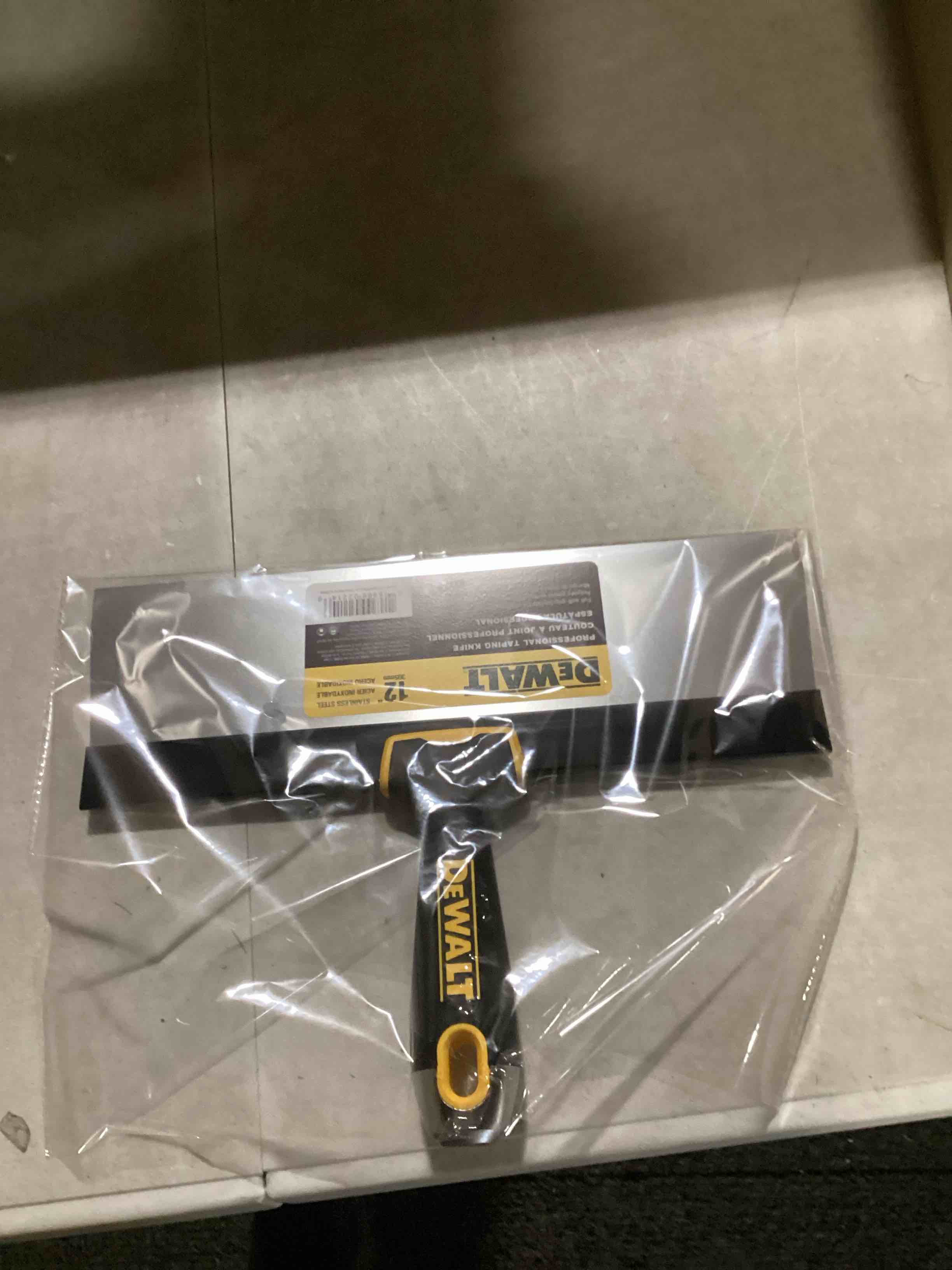https://s3.amazonaws.com/lotting-images-prod/bidfta/BRN3570709_1752157420785.jpeg