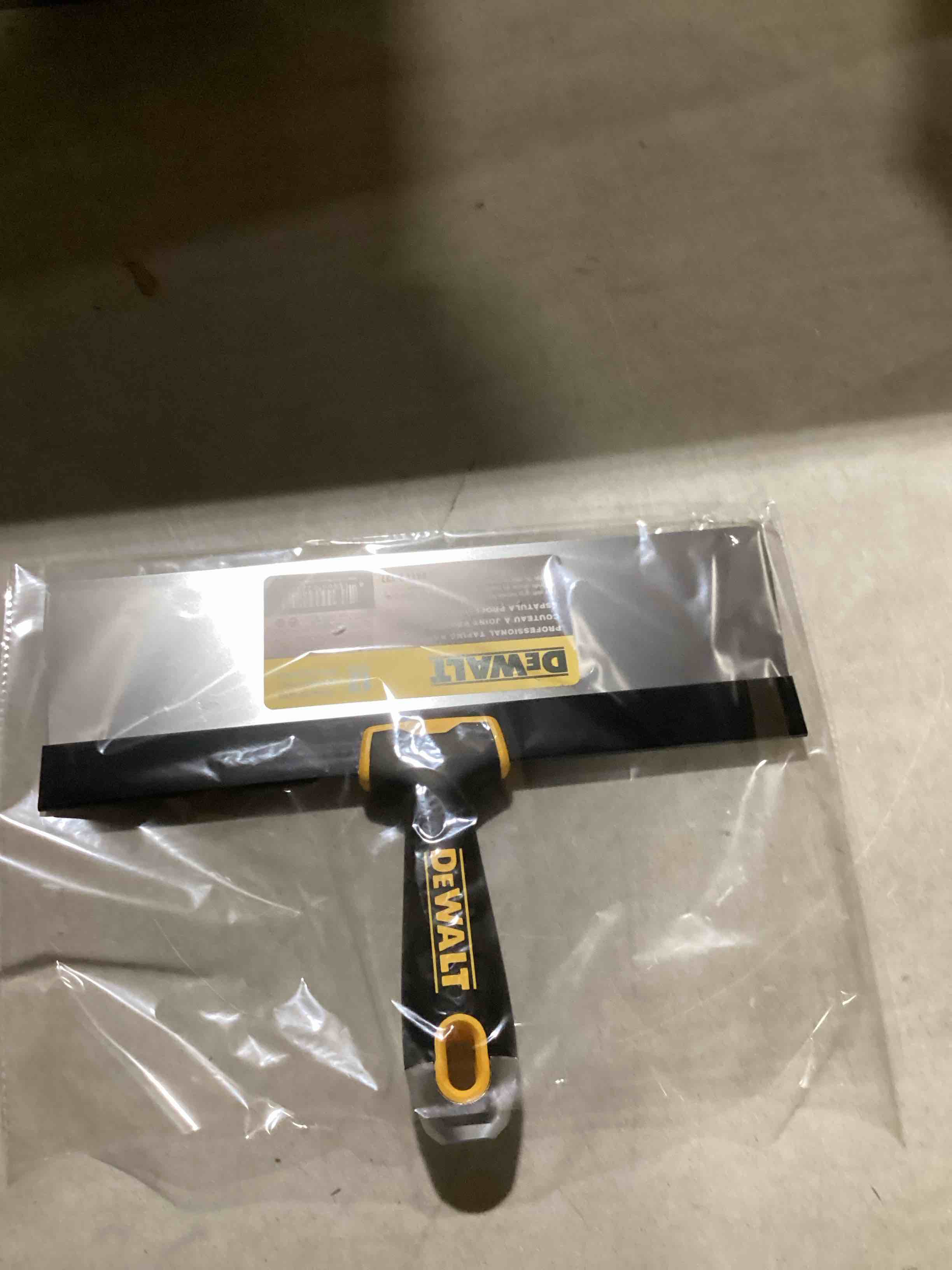 https://s3.amazonaws.com/lotting-images-prod/bidfta/BRN3570771_1752170219167.jpeg