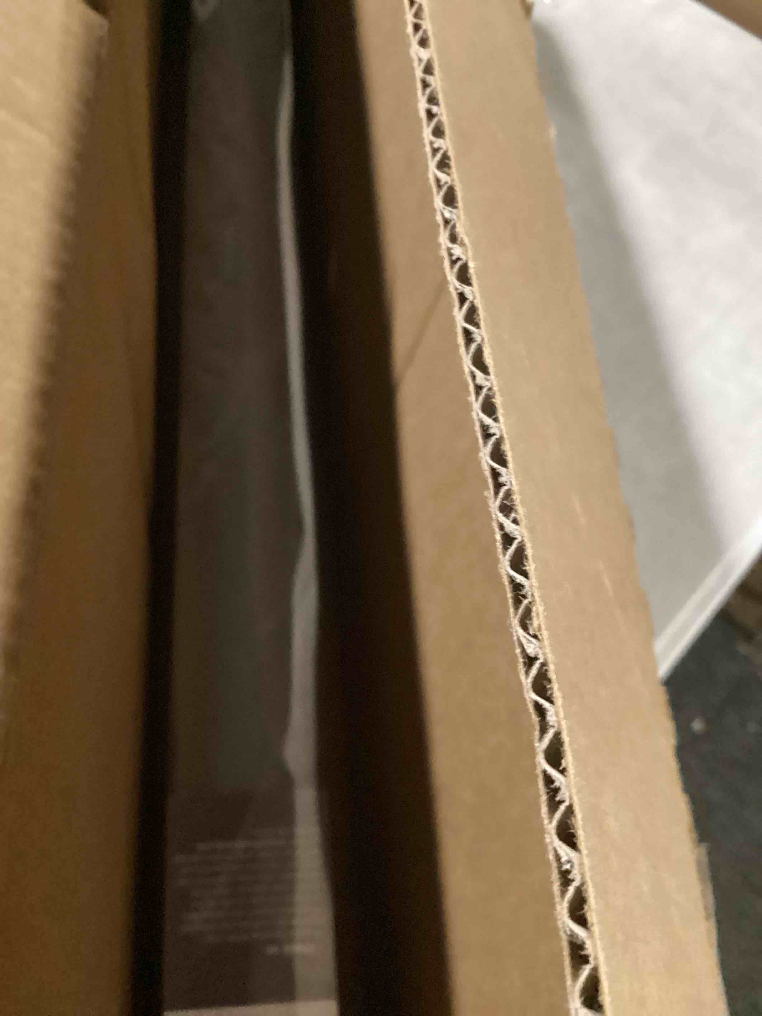 https://s3.amazonaws.com/lotting-images-prod/bidfta/BRN3570781_1752172511627.jpeg