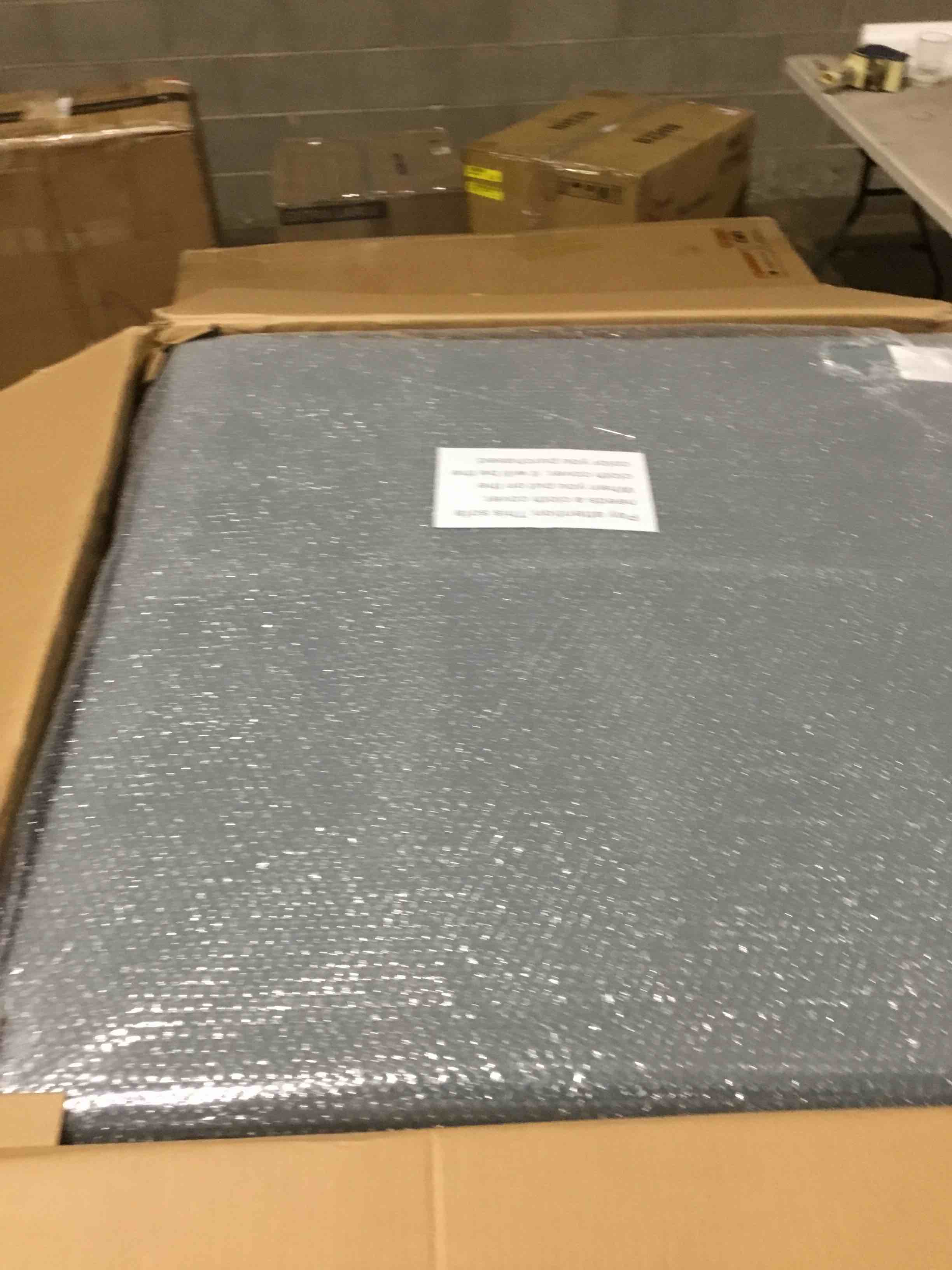 https://s3.amazonaws.com/lotting-images-prod/bidfta/BRN3571105_1746187627576.jpeg