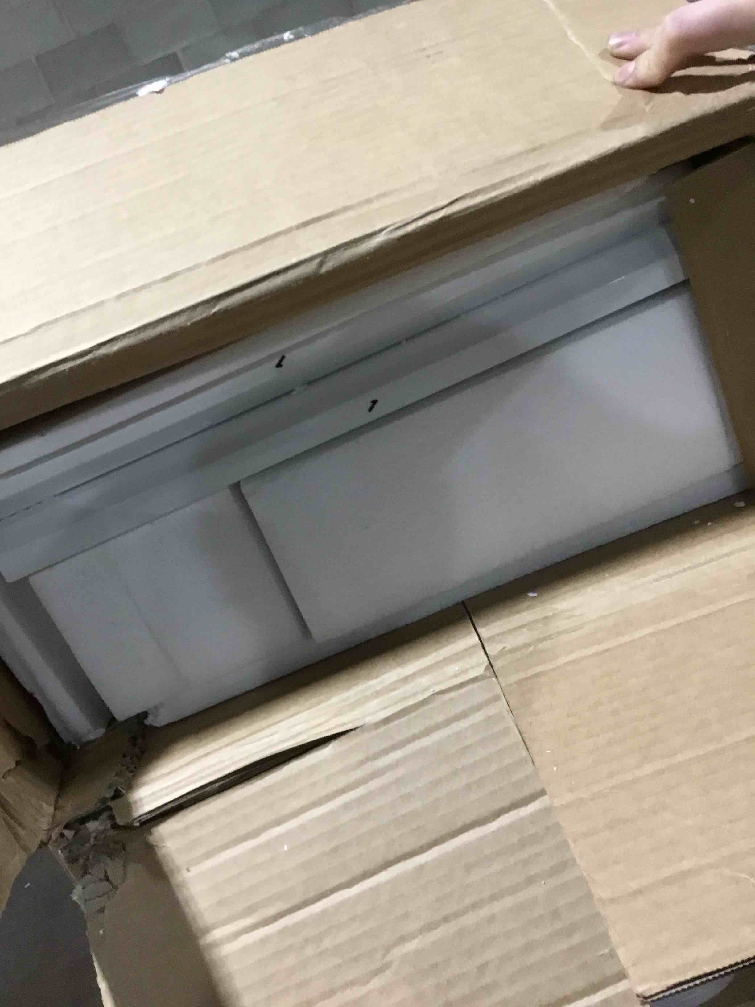 https://s3.amazonaws.com/lotting-images-prod/bidfta/BRN3571111_1746192014151.jpeg