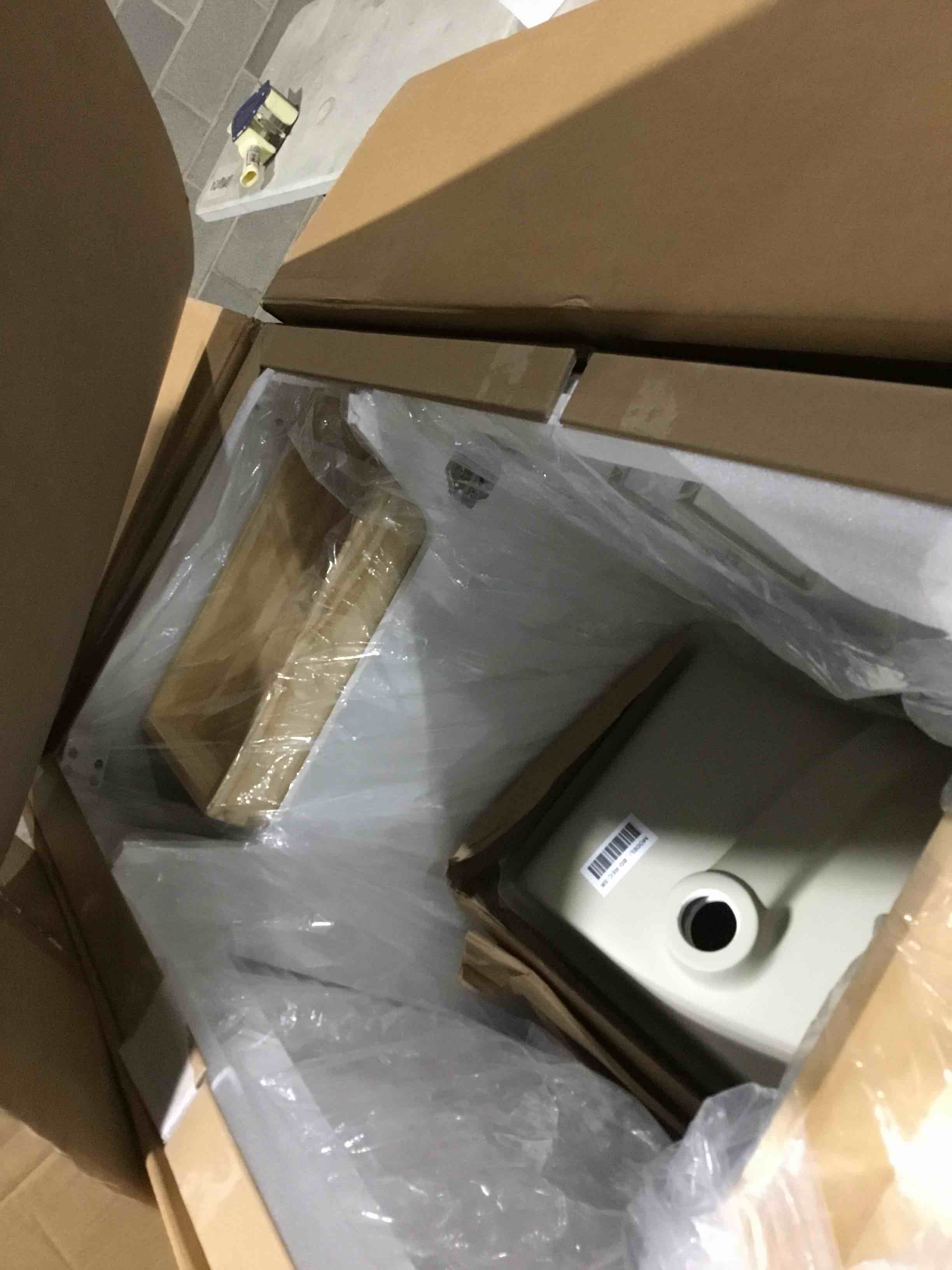 https://s3.amazonaws.com/lotting-images-prod/bidfta/BRN3571112_1746192209855.jpeg