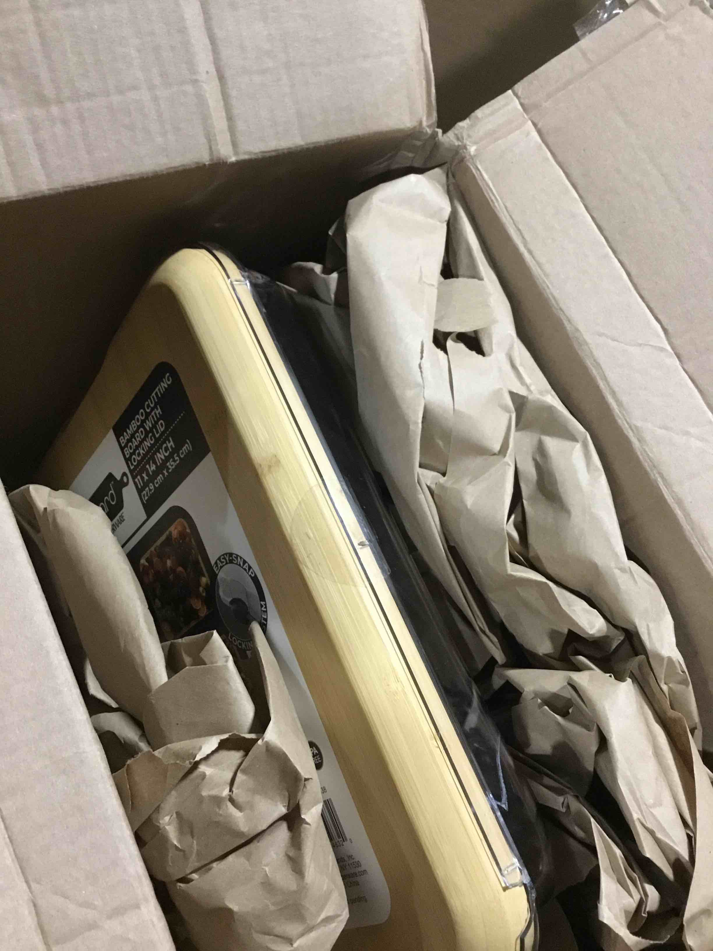 https://s3.amazonaws.com/lotting-images-prod/bidfta/BRN3571404_1747060116457.jpeg
