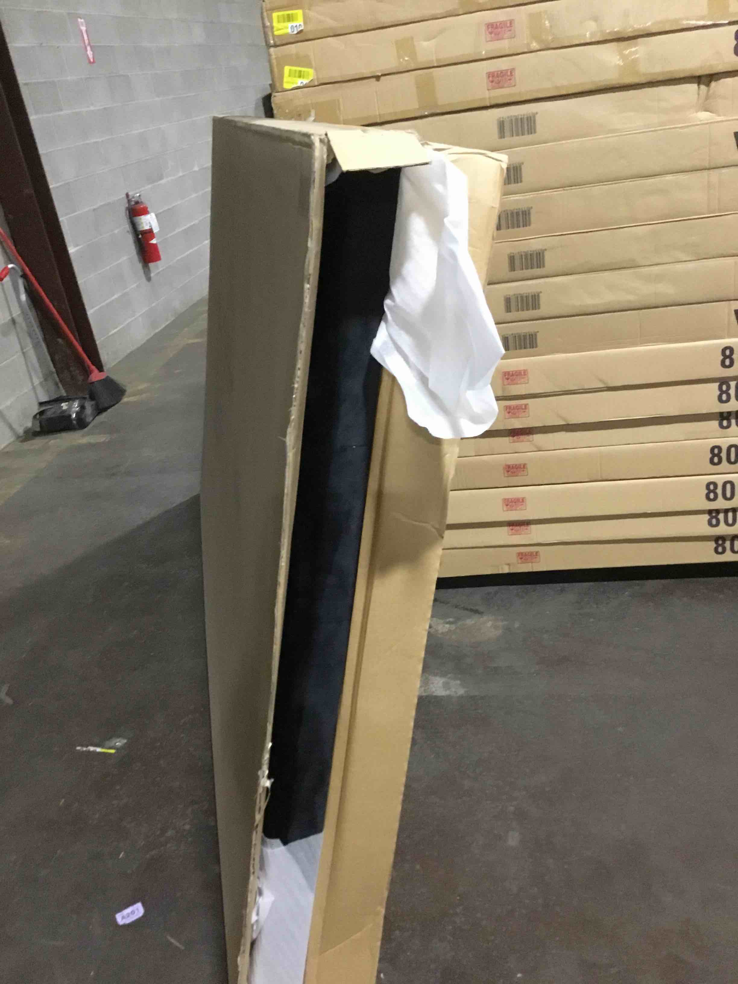 https://s3.amazonaws.com/lotting-images-prod/bidfta/BRN3571460_1747070042083.jpeg