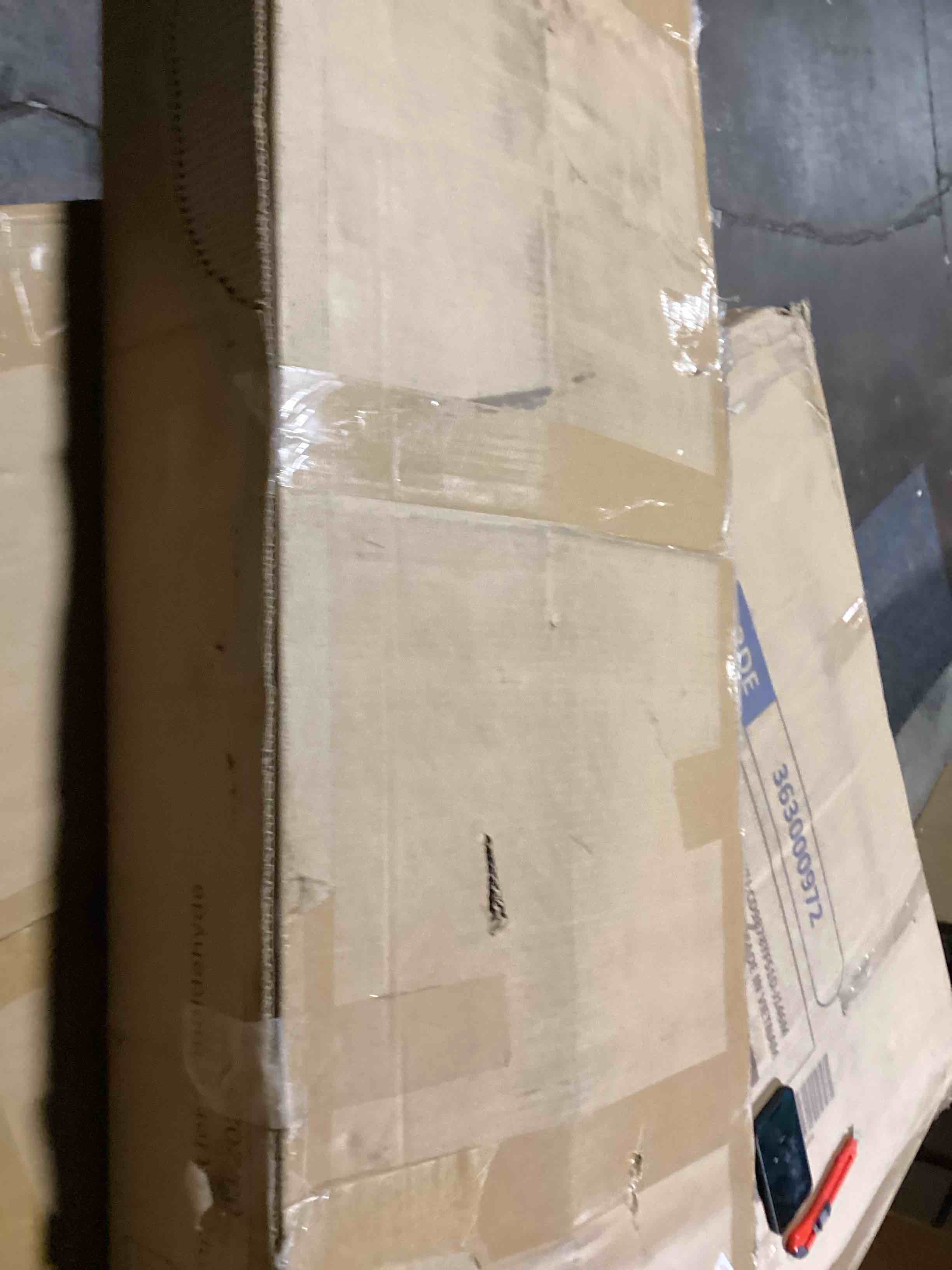 https://s3.amazonaws.com/lotting-images-prod/bidfta/BRN3573738_1750262618484.jpeg