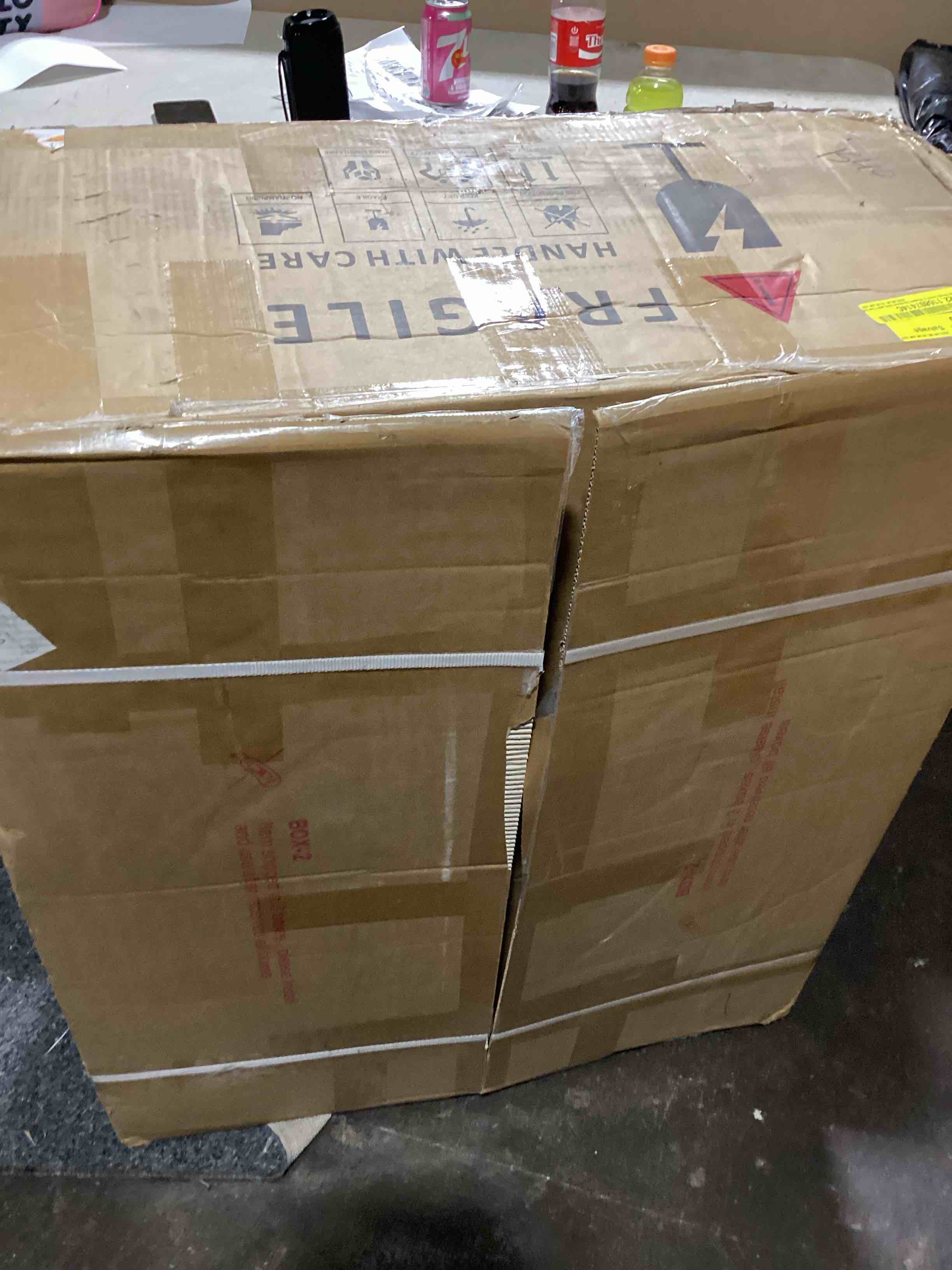 https://s3.amazonaws.com/lotting-images-prod/bidfta/BRN3573753_1750266629165.jpeg