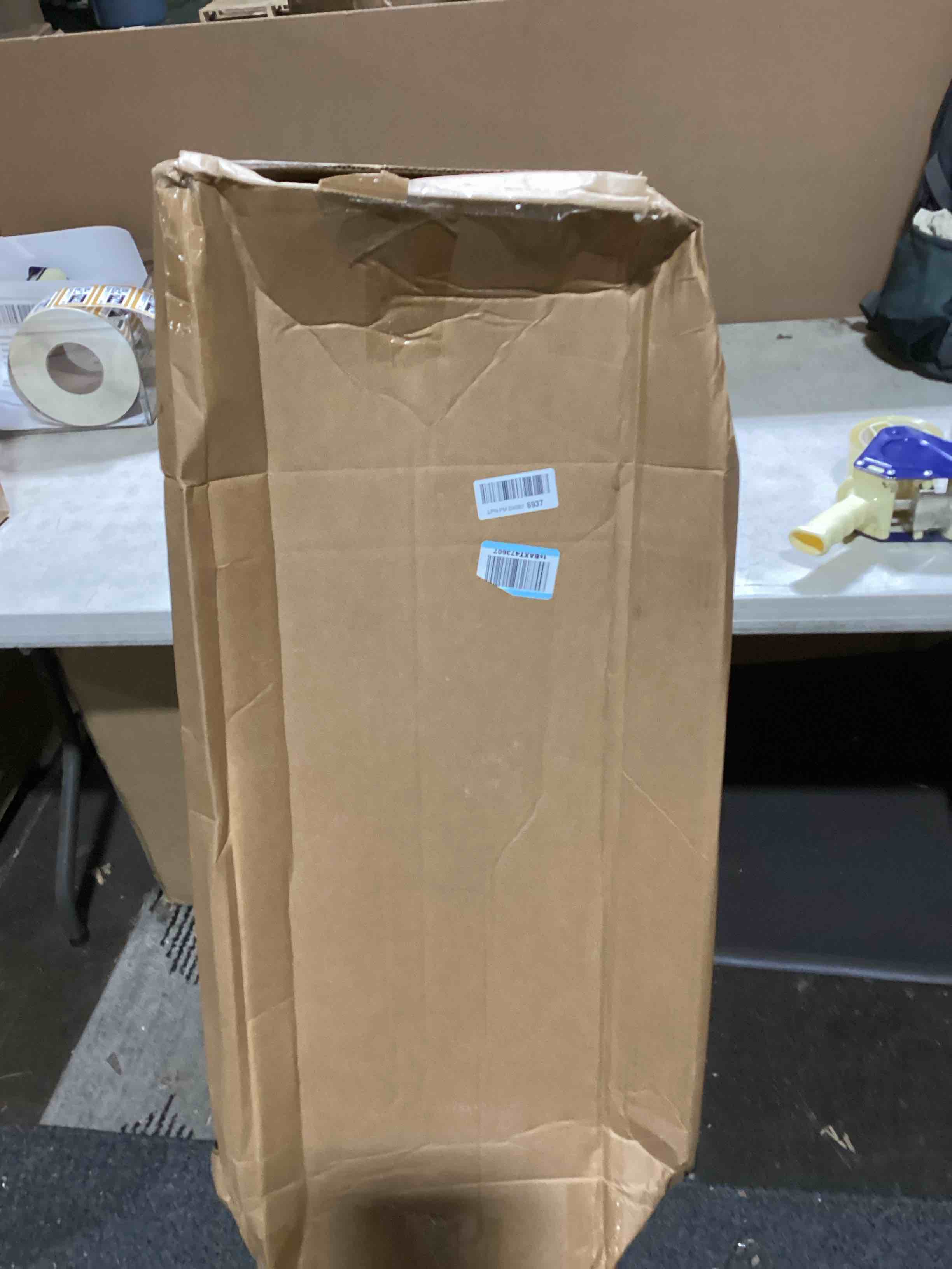 https://s3.amazonaws.com/lotting-images-prod/bidfta/BRN3577143_1750877347132.jpeg