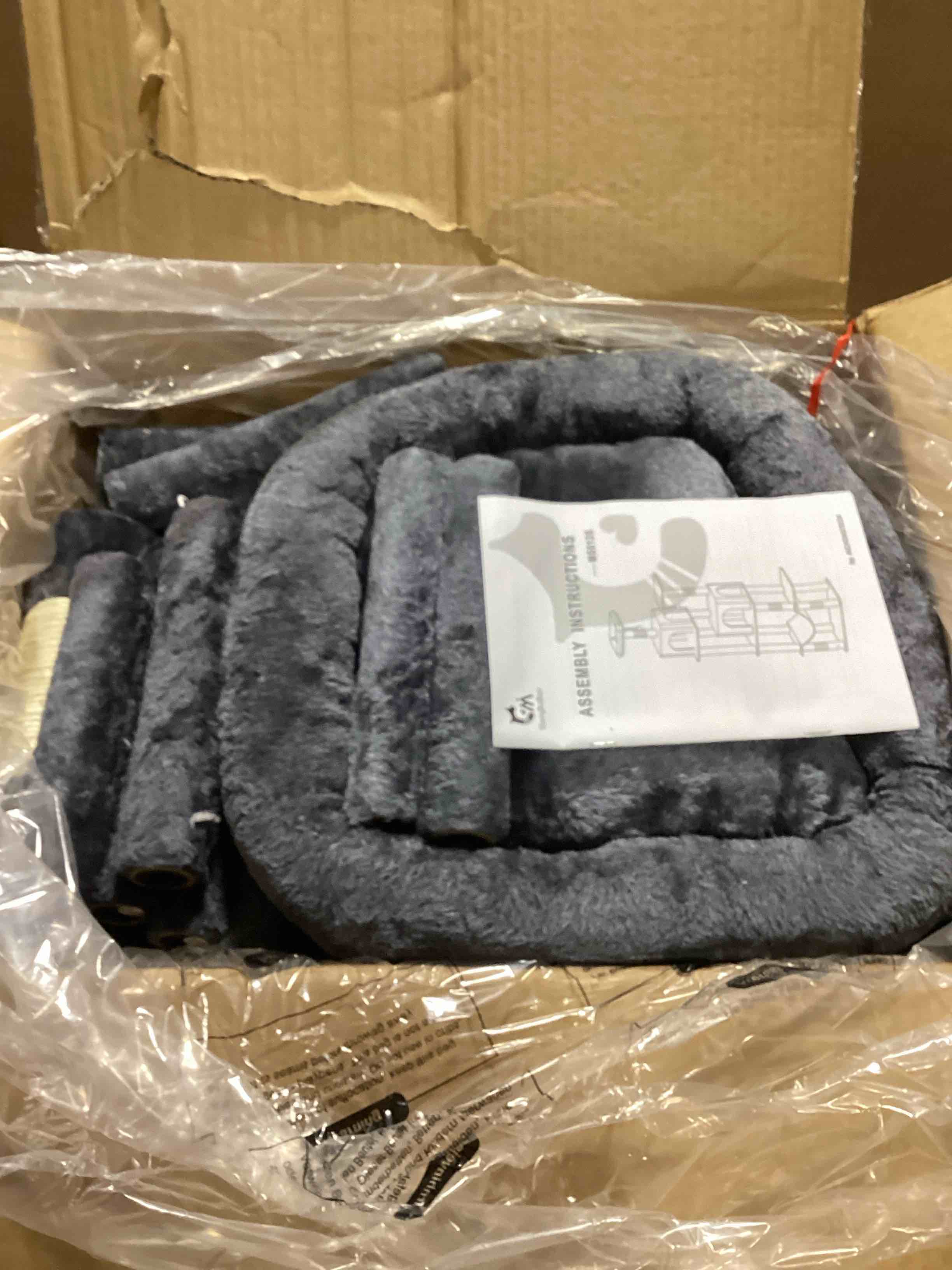 https://s3.amazonaws.com/lotting-images-prod/bidfta/BRN3577201_1750952883983.jpeg