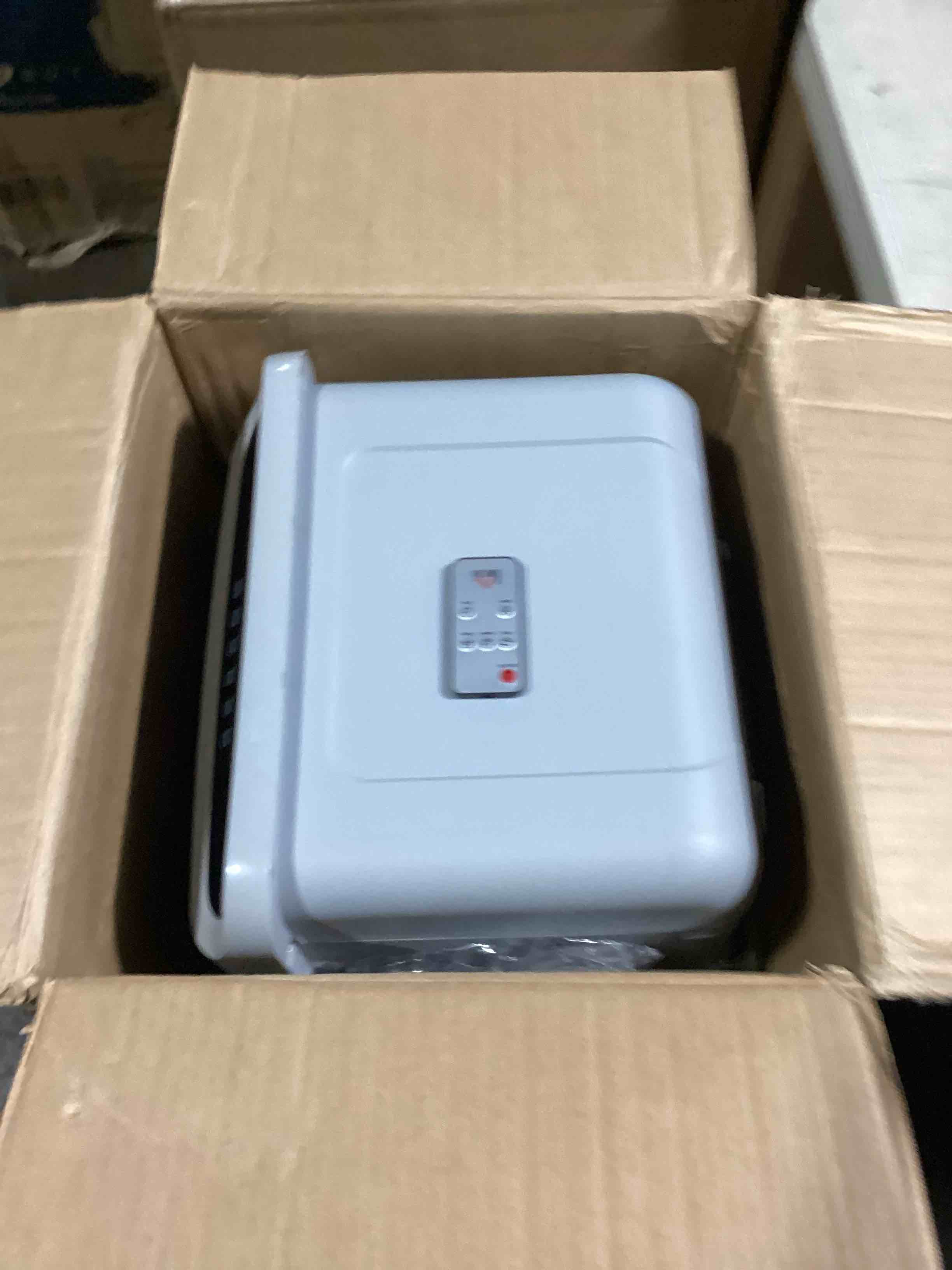 https://s3.amazonaws.com/lotting-images-prod/bidfta/BRN3577310_1751039201118.jpeg