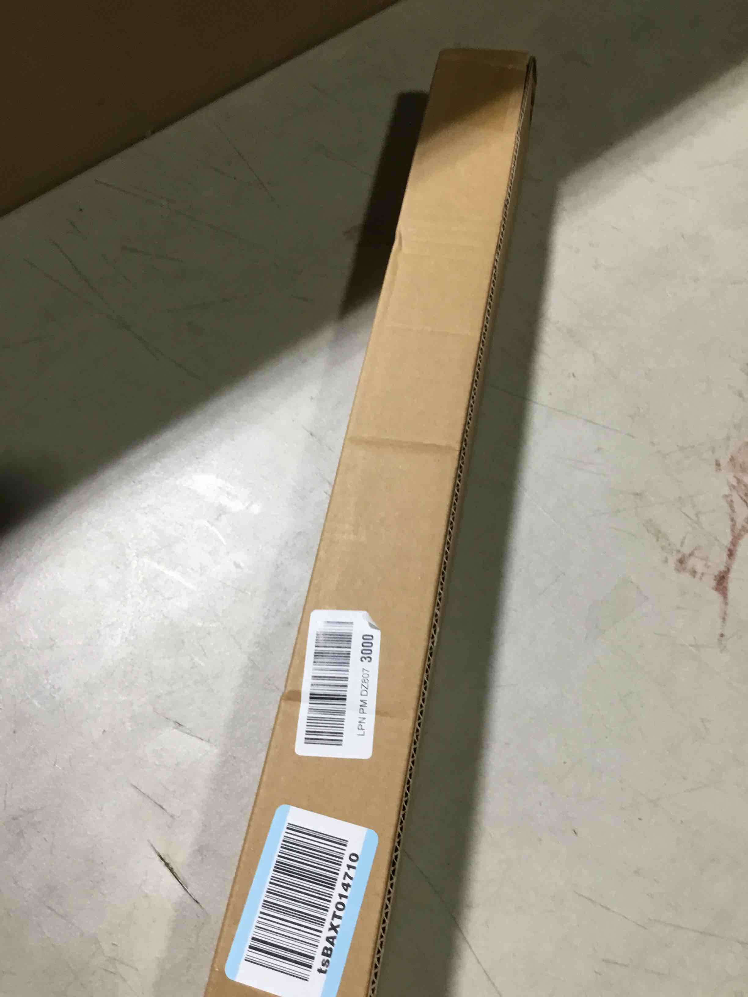 https://s3.amazonaws.com/lotting-images-prod/bidfta/BRN3577708_1751460529523.jpeg