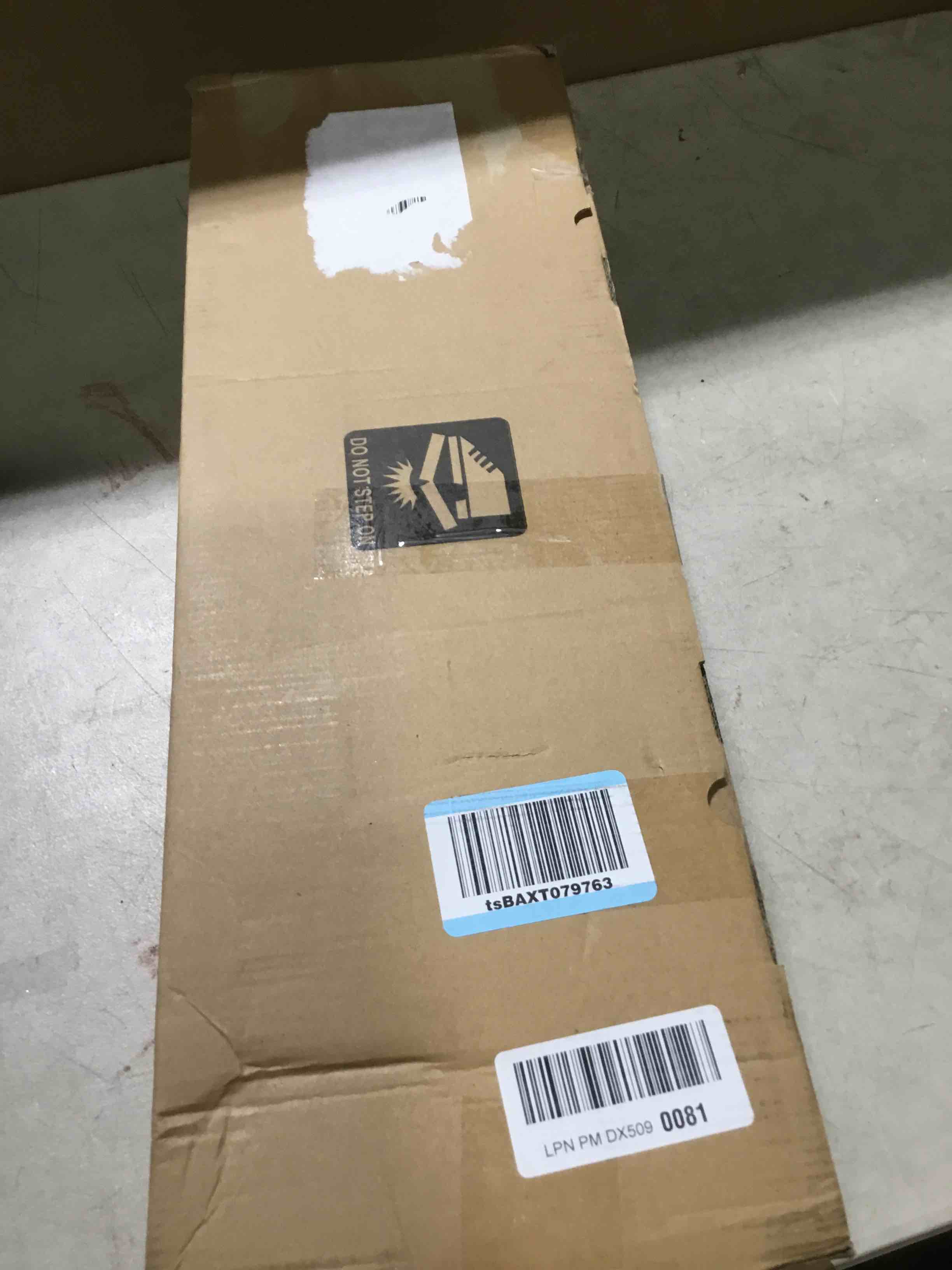 https://s3.amazonaws.com/lotting-images-prod/bidfta/BRN3577760_1751472214341.jpeg