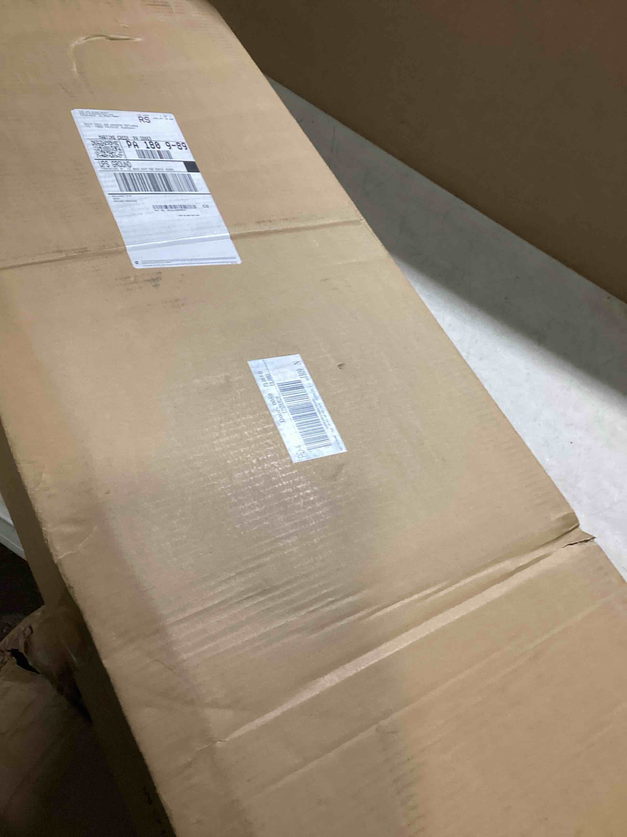 https://s3.amazonaws.com/lotting-images-prod/bidfta/BRN3577832_1751483636839.jpeg