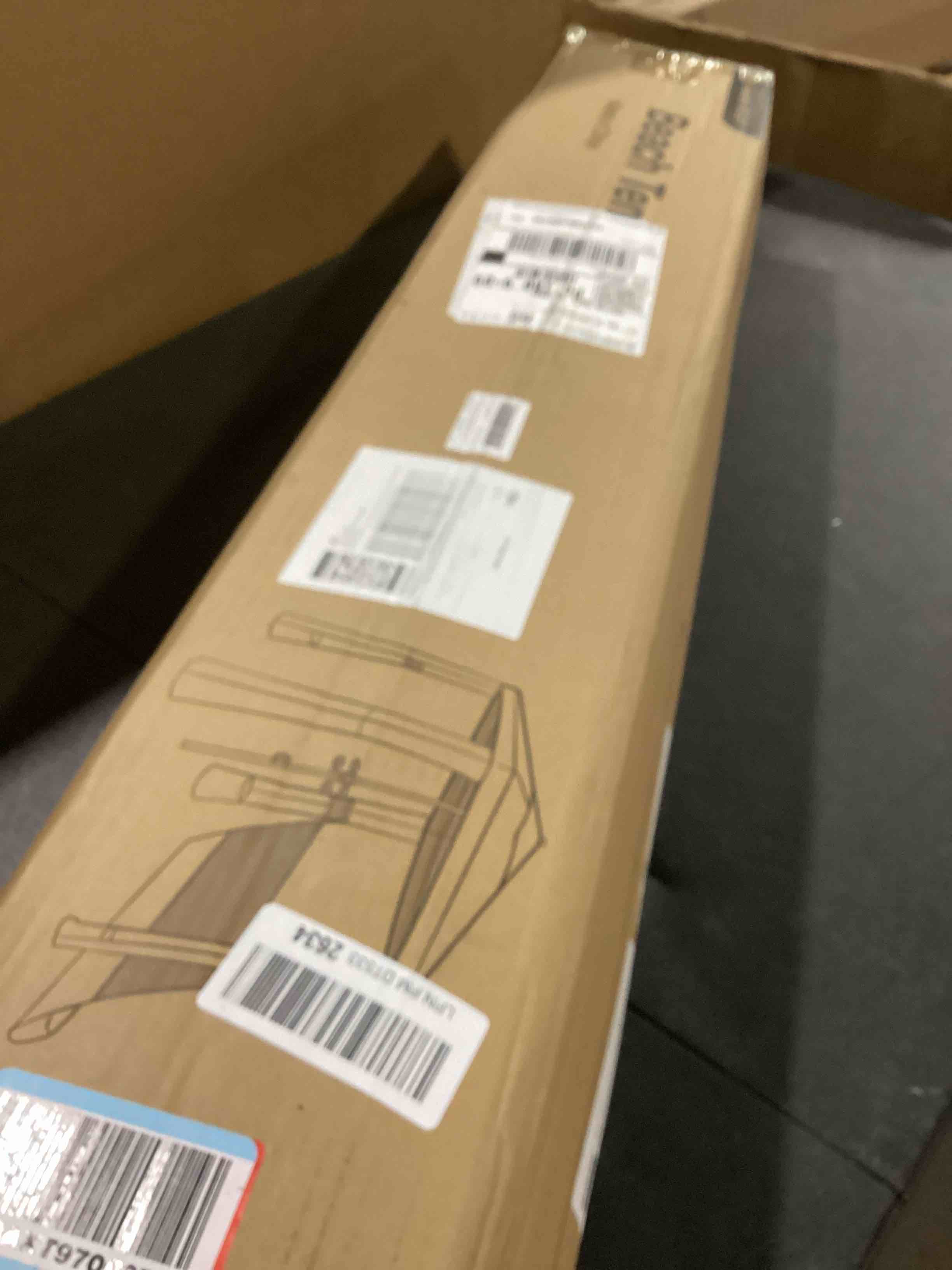 https://s3.amazonaws.com/lotting-images-prod/bidfta/BRN3589907_1754330173679.jpeg