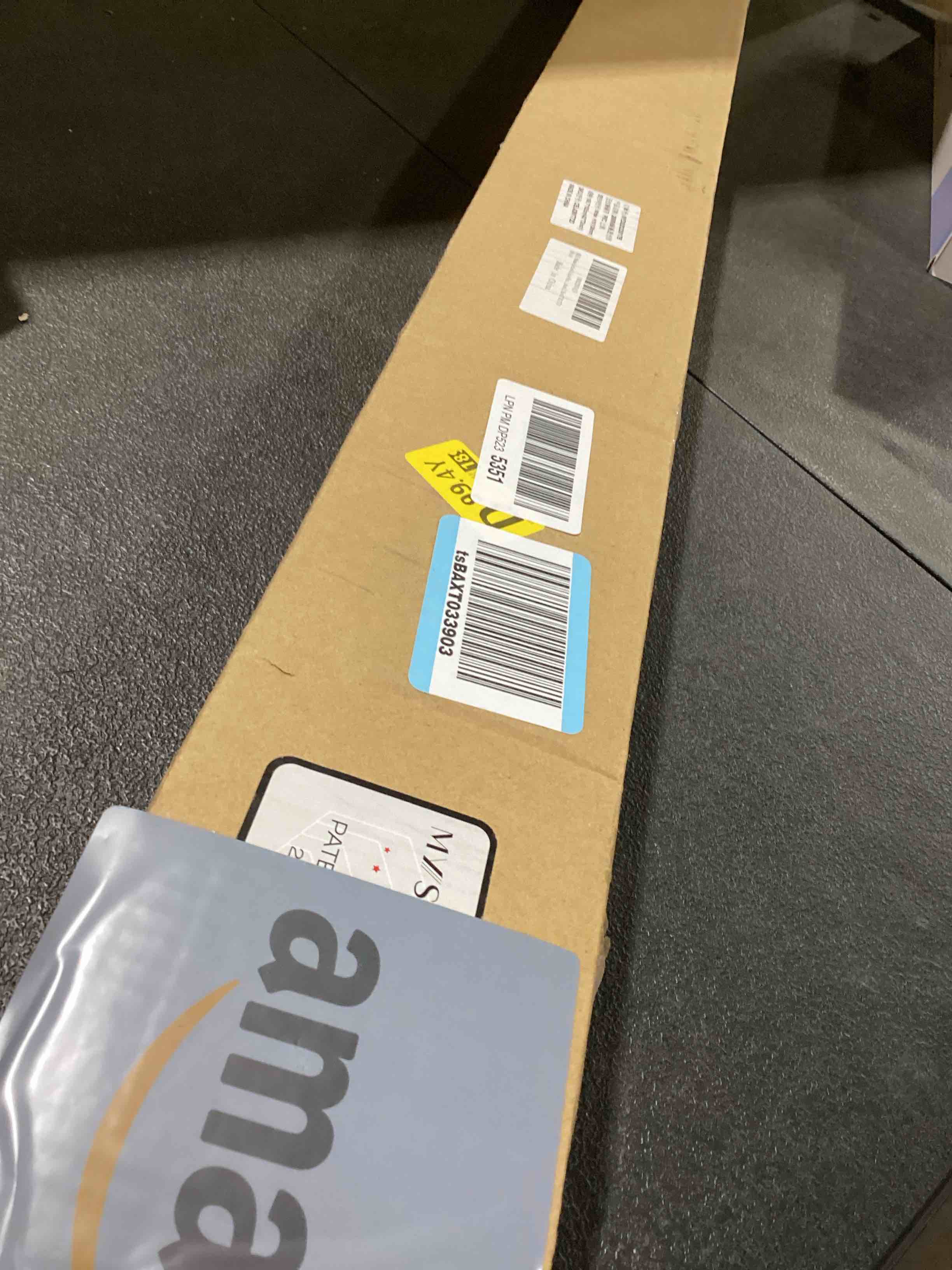 https://s3.amazonaws.com/lotting-images-prod/bidfta/BRN3589924_1754330728195.jpeg