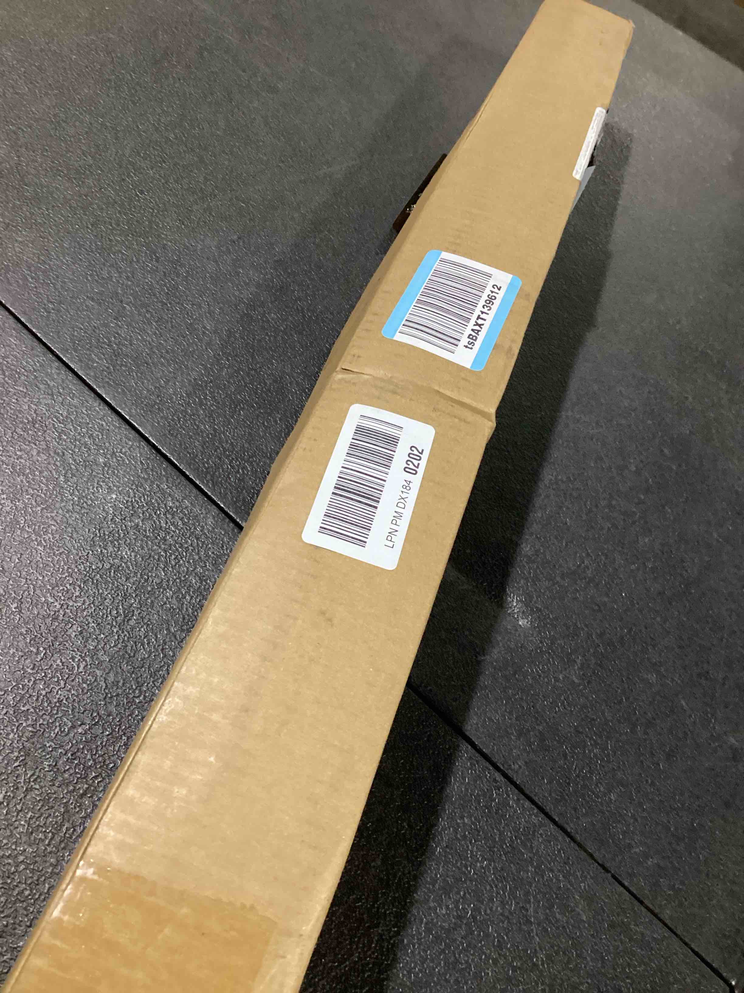 https://s3.amazonaws.com/lotting-images-prod/bidfta/BRN3590754_1755170078400.jpeg