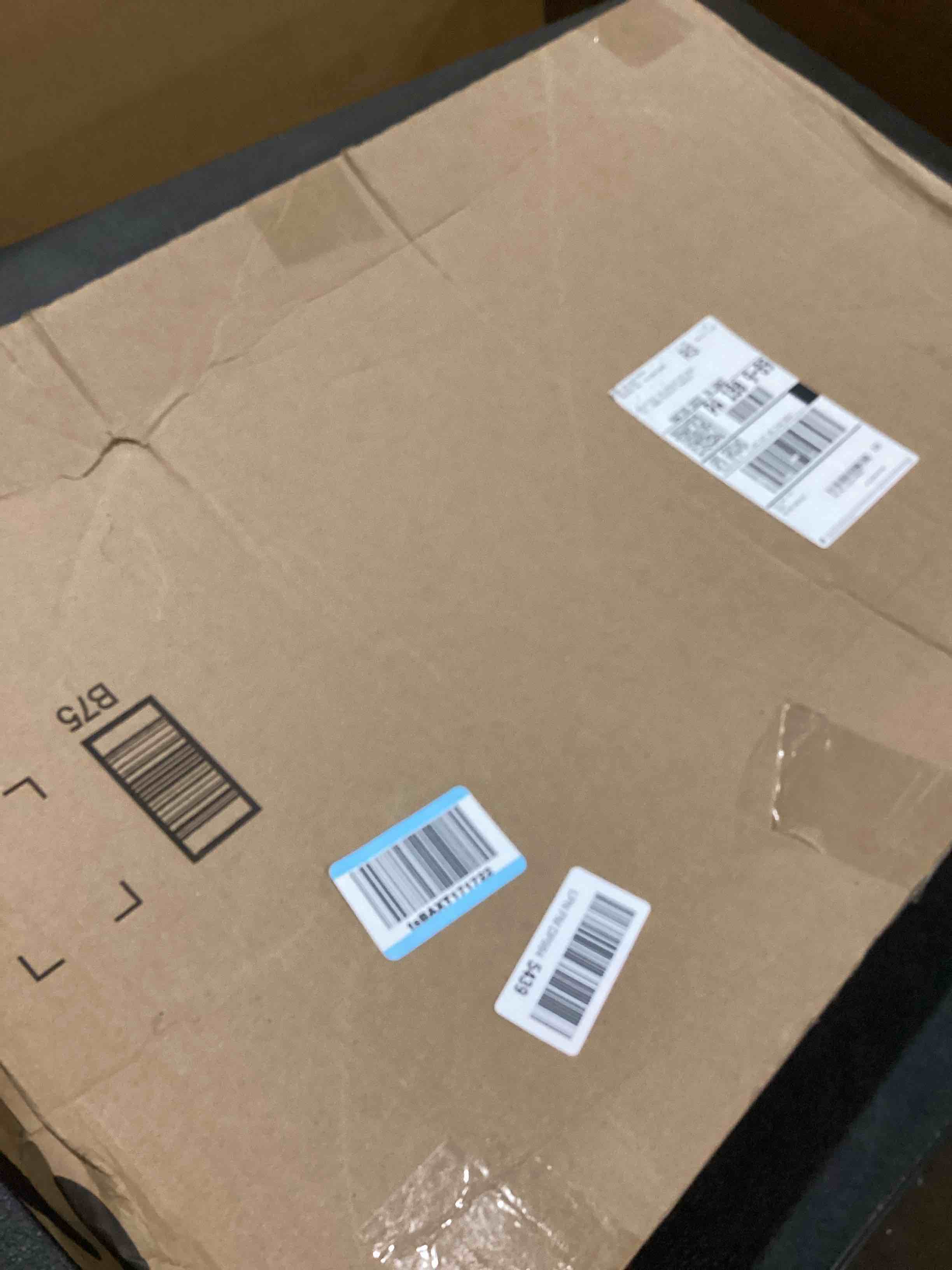 https://s3.amazonaws.com/lotting-images-prod/bidfta/BRN3590853_1755198055285.jpeg